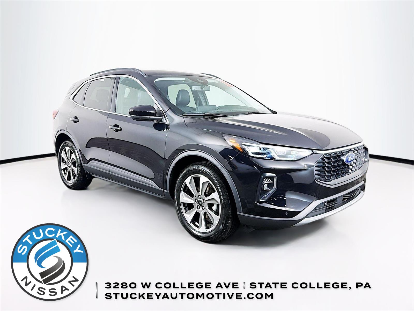 Agate Black 2023 Ford Escape Platinum AWD SUV / Crossover All-Wheel Drive 8-Speed Automatic