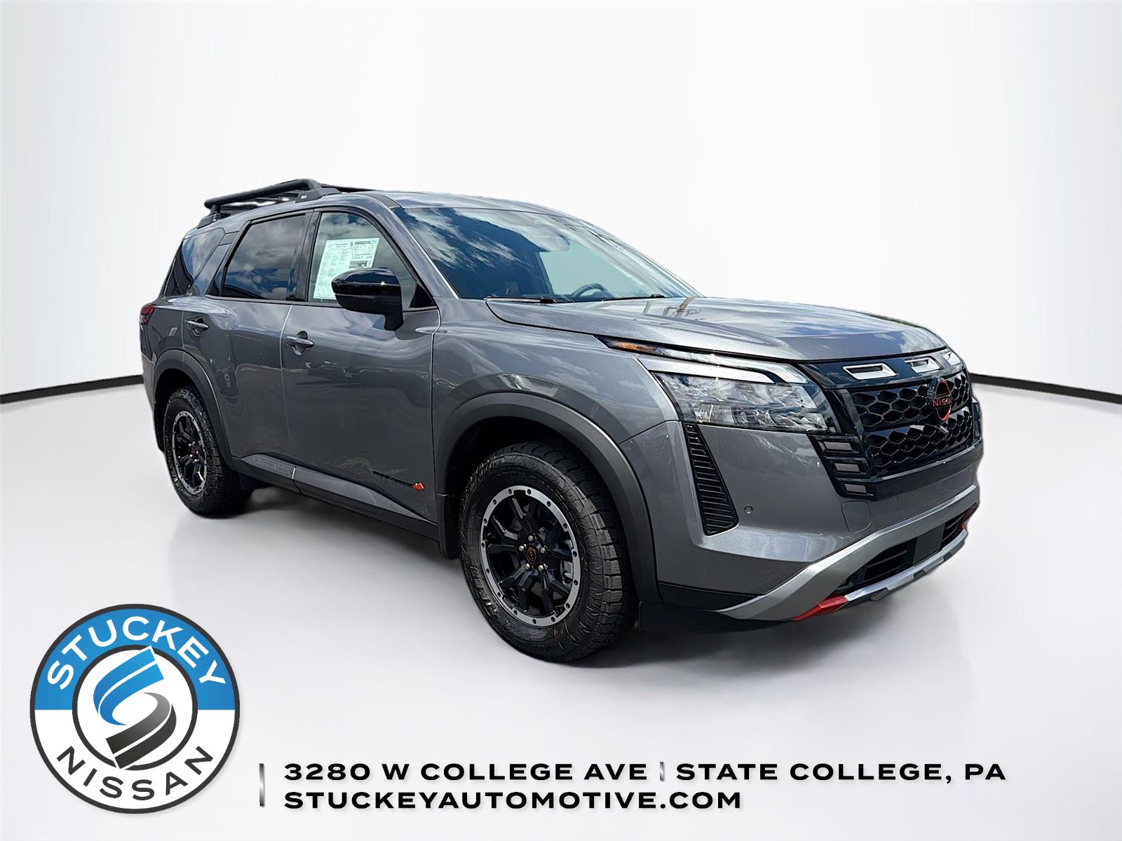 Gray (Gun Metallic) 2026 Nissan Pathfinder SUV / Crossover All-Wheel Drive Automatic