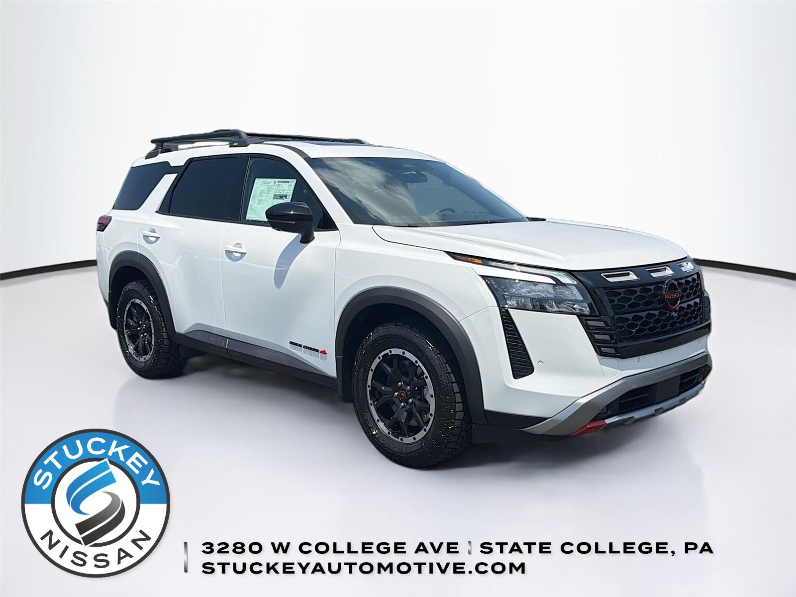 Everest White Pearl Tricoat 2026 Nissan Pathfinder SUV / Crossover All-Wheel Drive Automatic