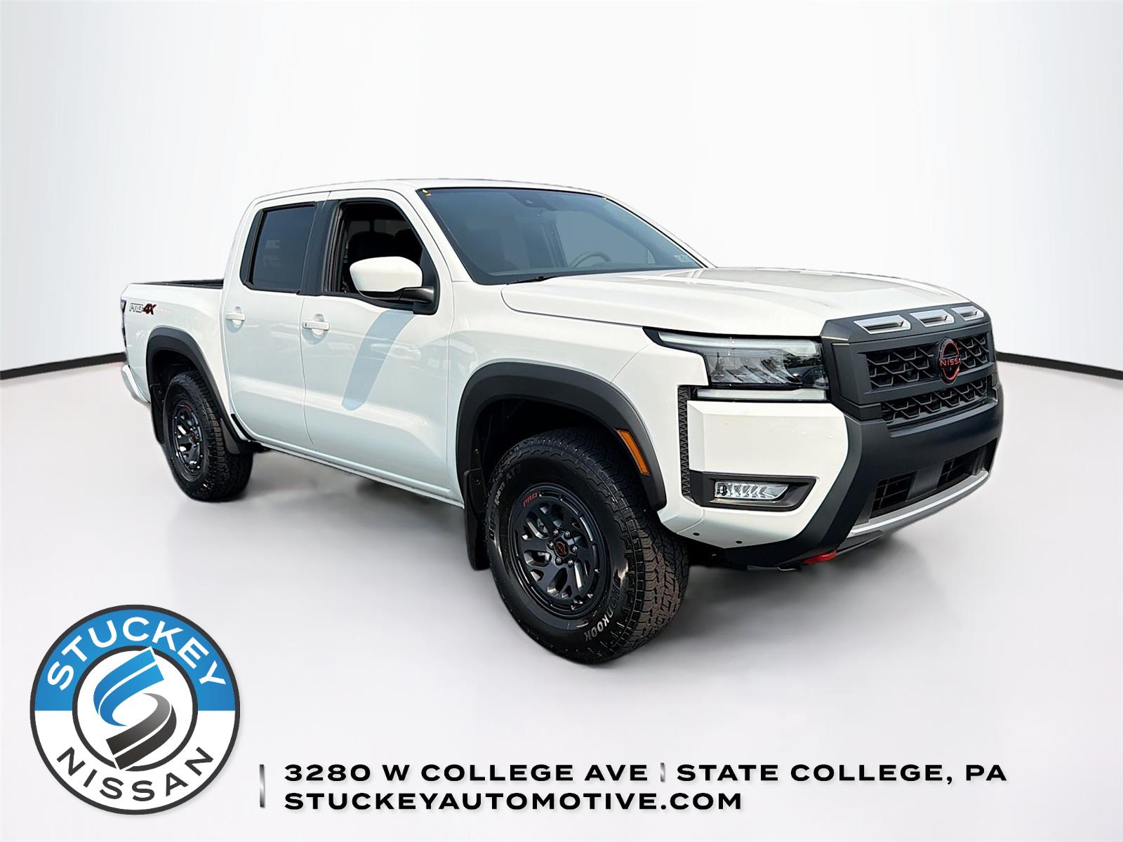 Glacier White 2026 Nissan Frontier Pickup Truck Four-Wheel Drive Automatic