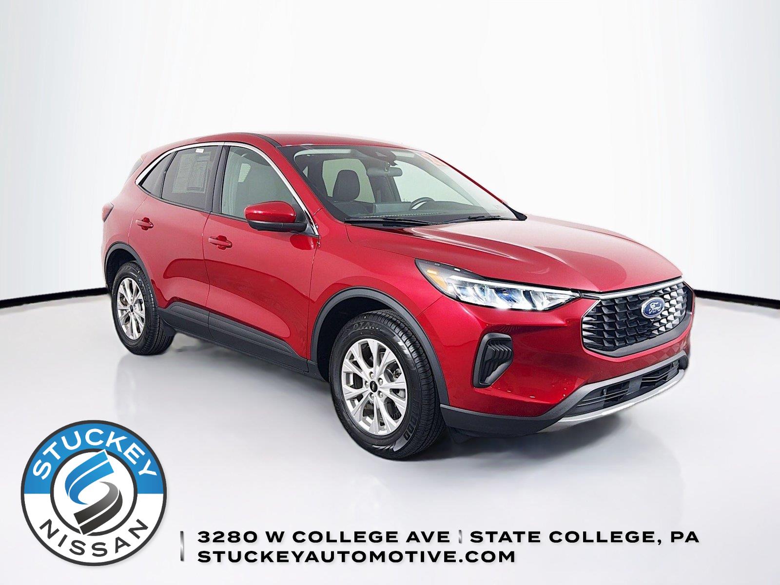 Rapid Red Metallic Tinted Clearcoat 2023 Ford Escape SUV / Crossover All-Wheel Drive 8-Speed Automatic
