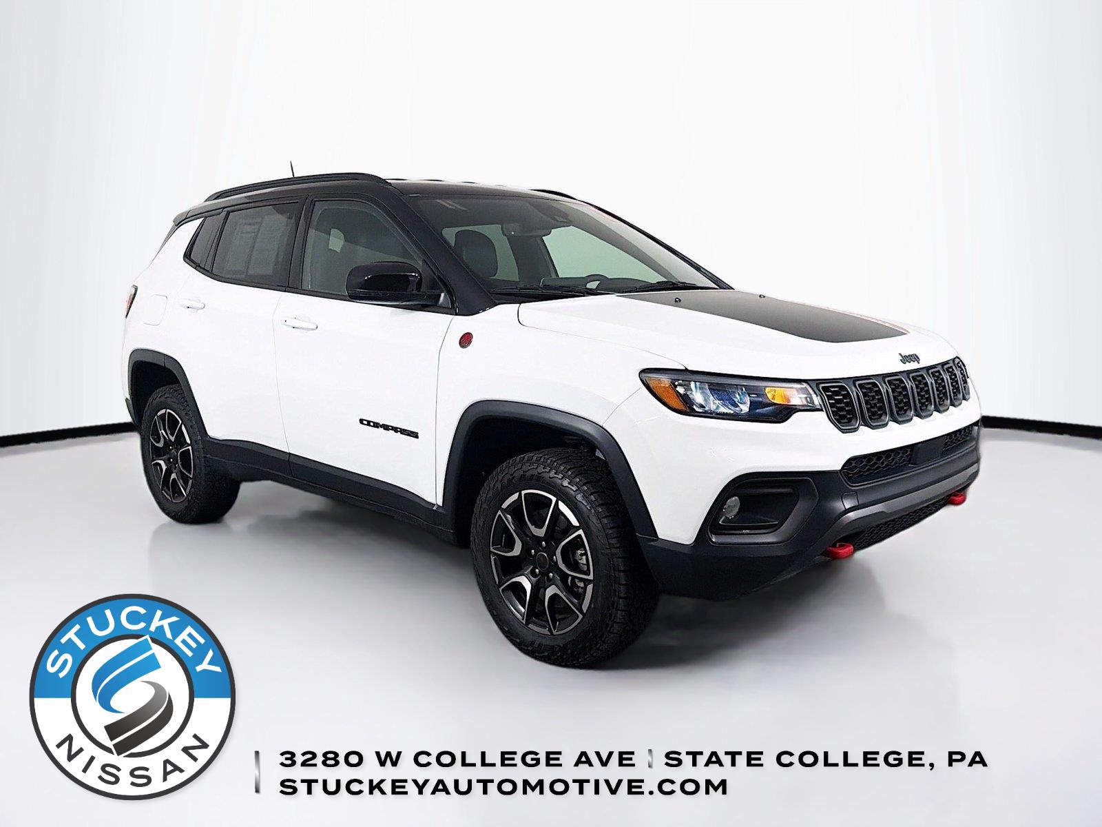 Bright White Clearcoat 2025 Jeep Compass SUV / Crossover Four-Wheel Drive 8-Speed Automatic