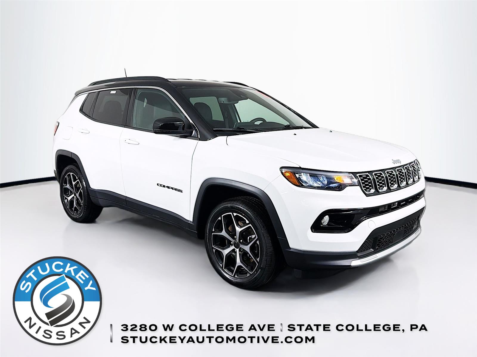 Bright White Clearcoat 2025 Jeep Compass SUV / Crossover Four-Wheel Drive 8-Speed Automatic