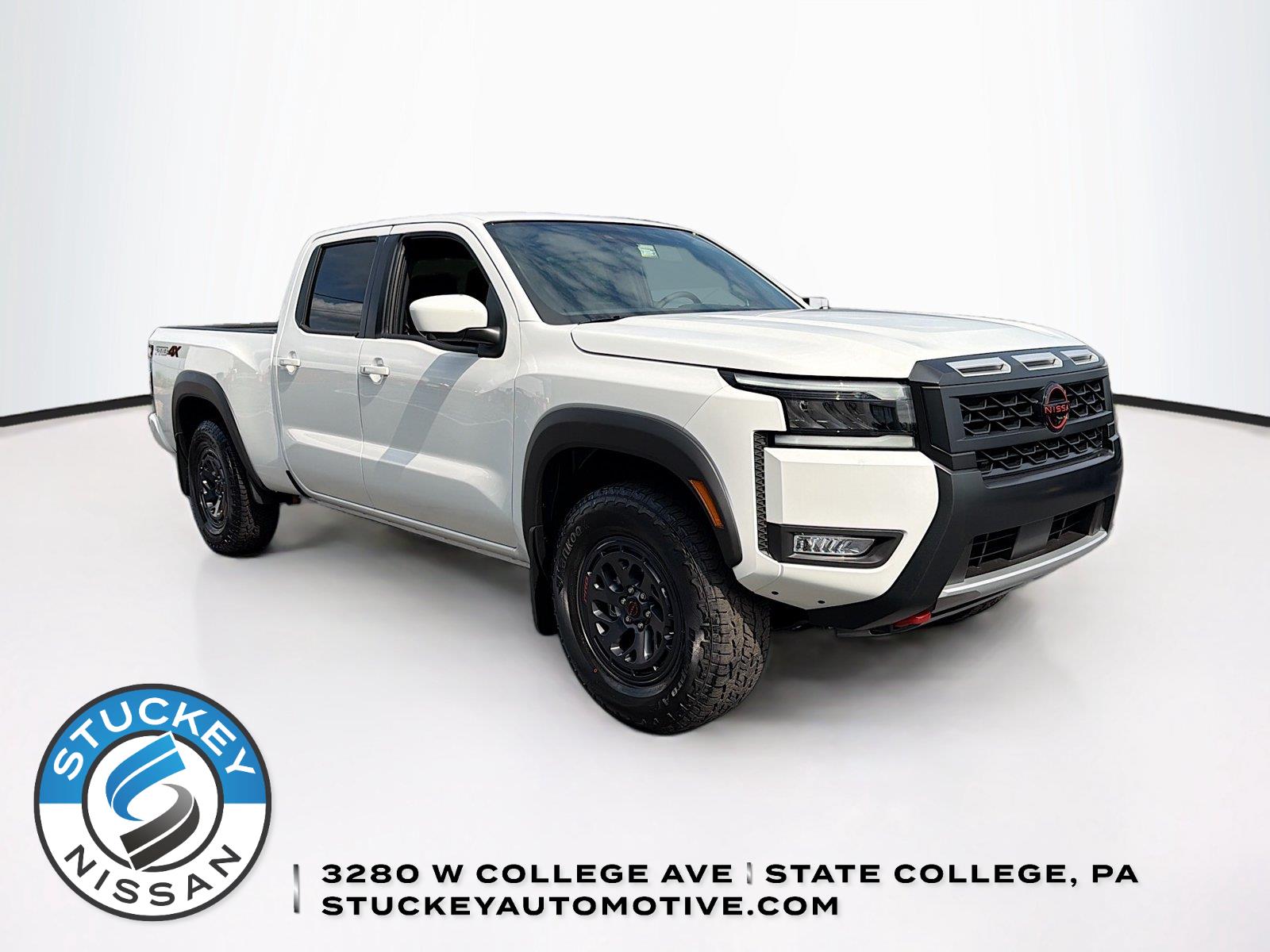 Glacier White 2026 Nissan Frontier Pickup Truck Four-Wheel Drive Automatic