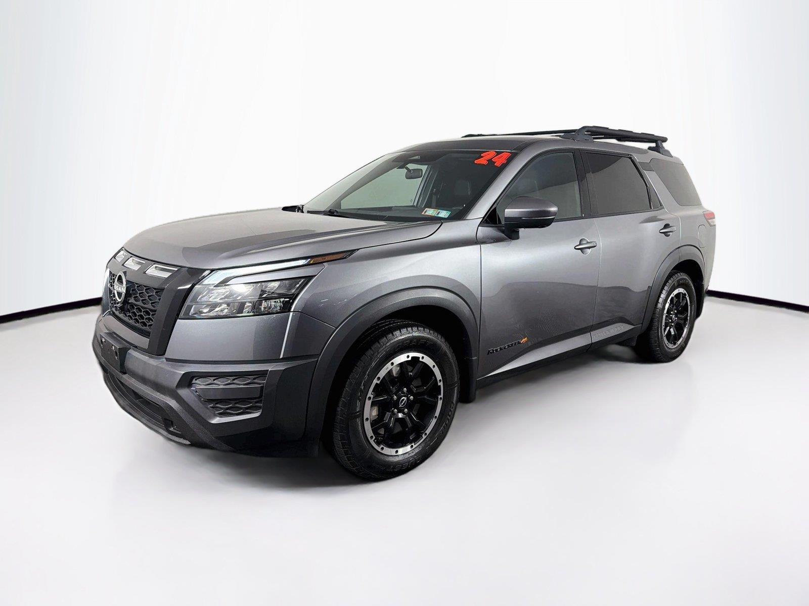 View vehicle photo 7