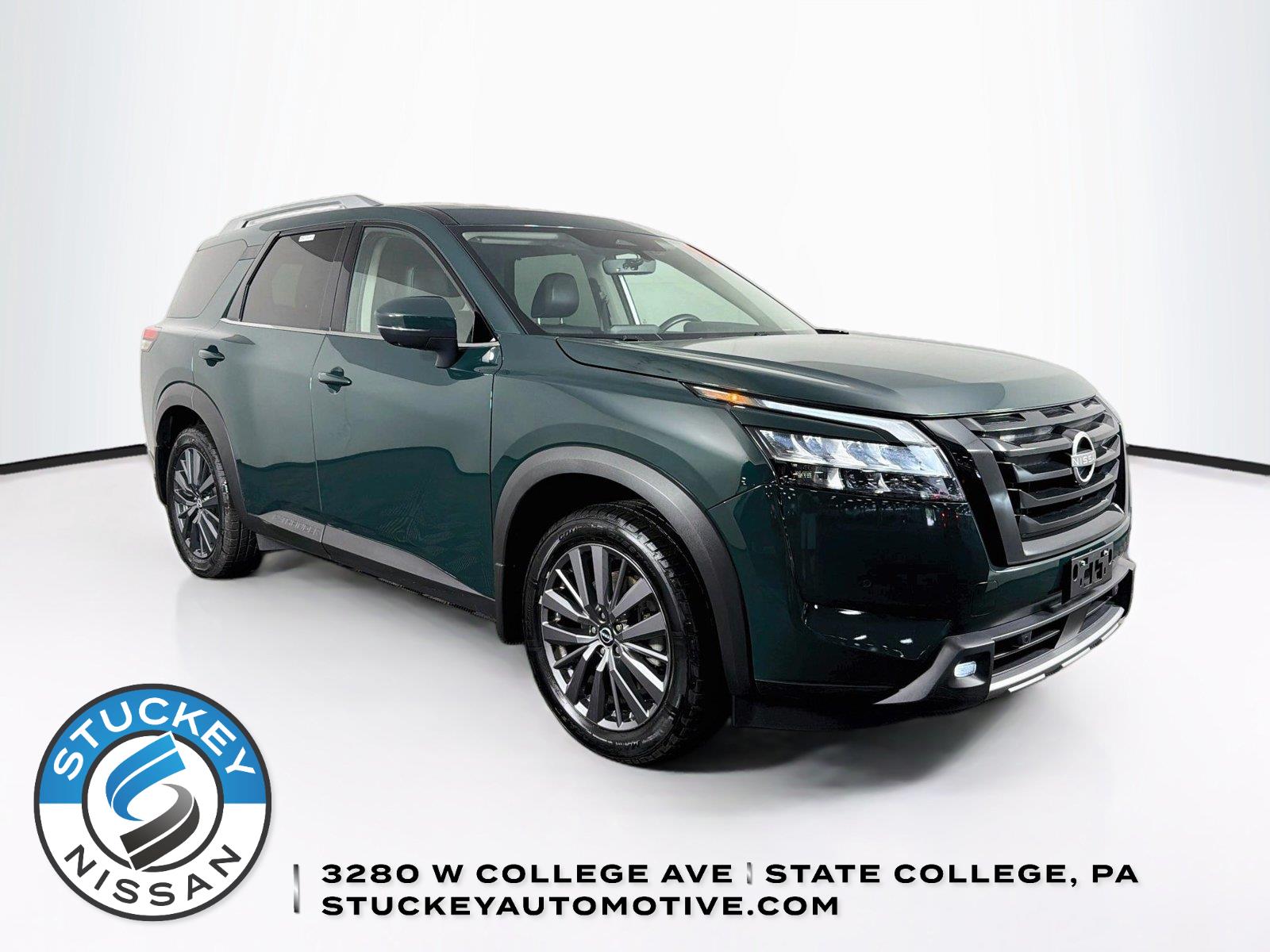 Black (Obsidian Green Pearl) 2023 Nissan Pathfinder SUV / Crossover All-Wheel Drive Automatic