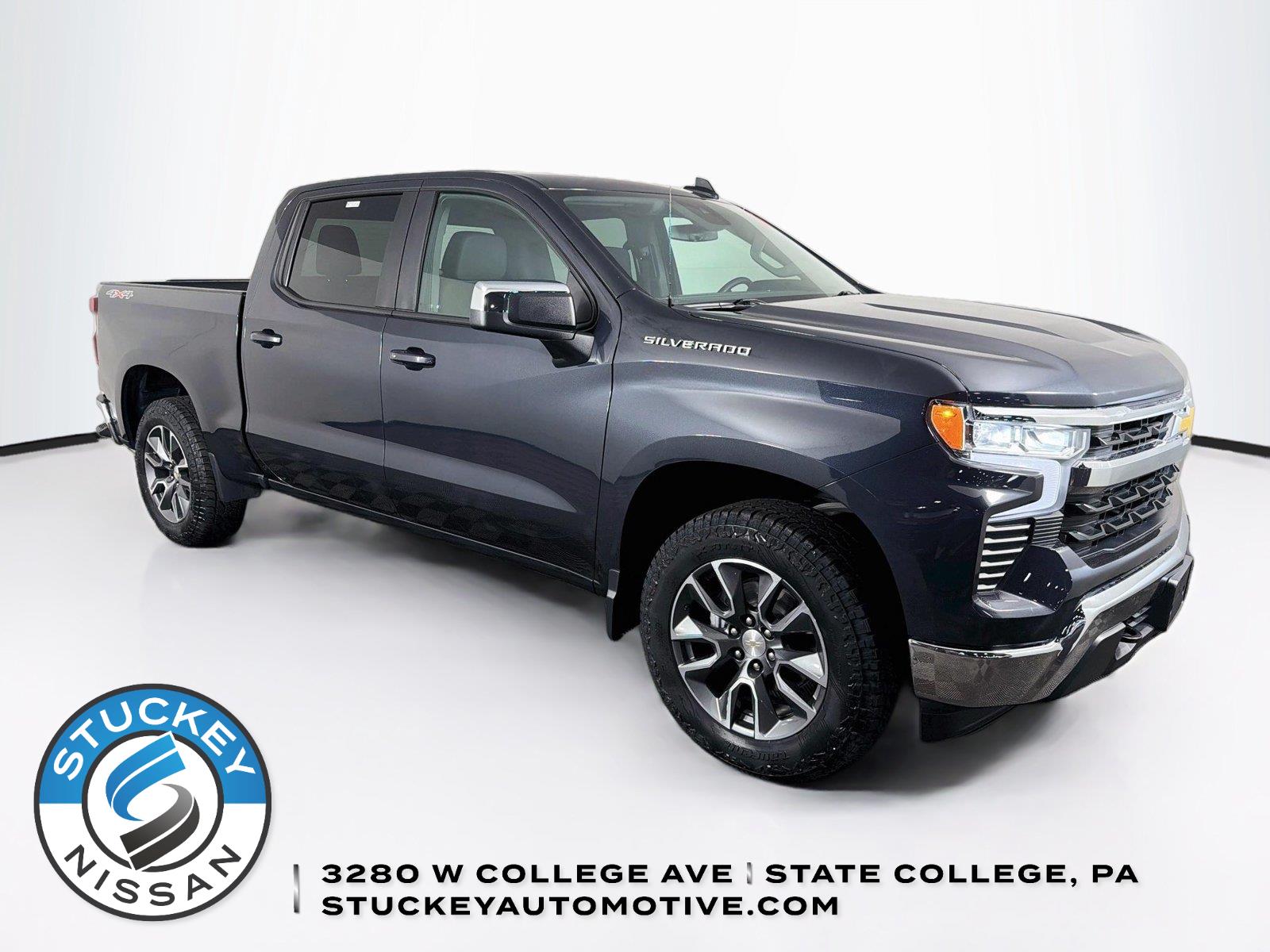 Dark Ash Metallic 2024 Chevrolet Silverado 1500 Pickup Truck Four-Wheel Drive 8-Speed Automatic