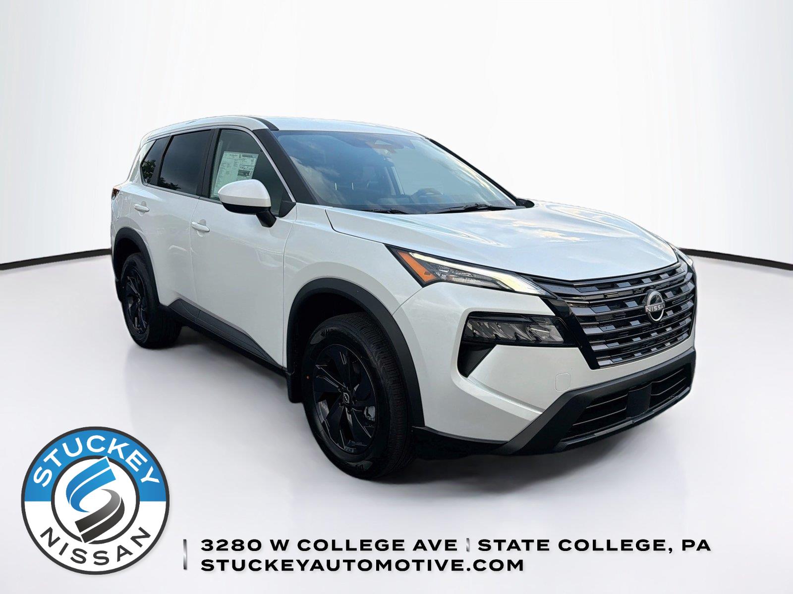 Everest White Pearl Tricoat 2026 Nissan Rogue SUV / Crossover All-Wheel Drive Continuously Variable Transmission