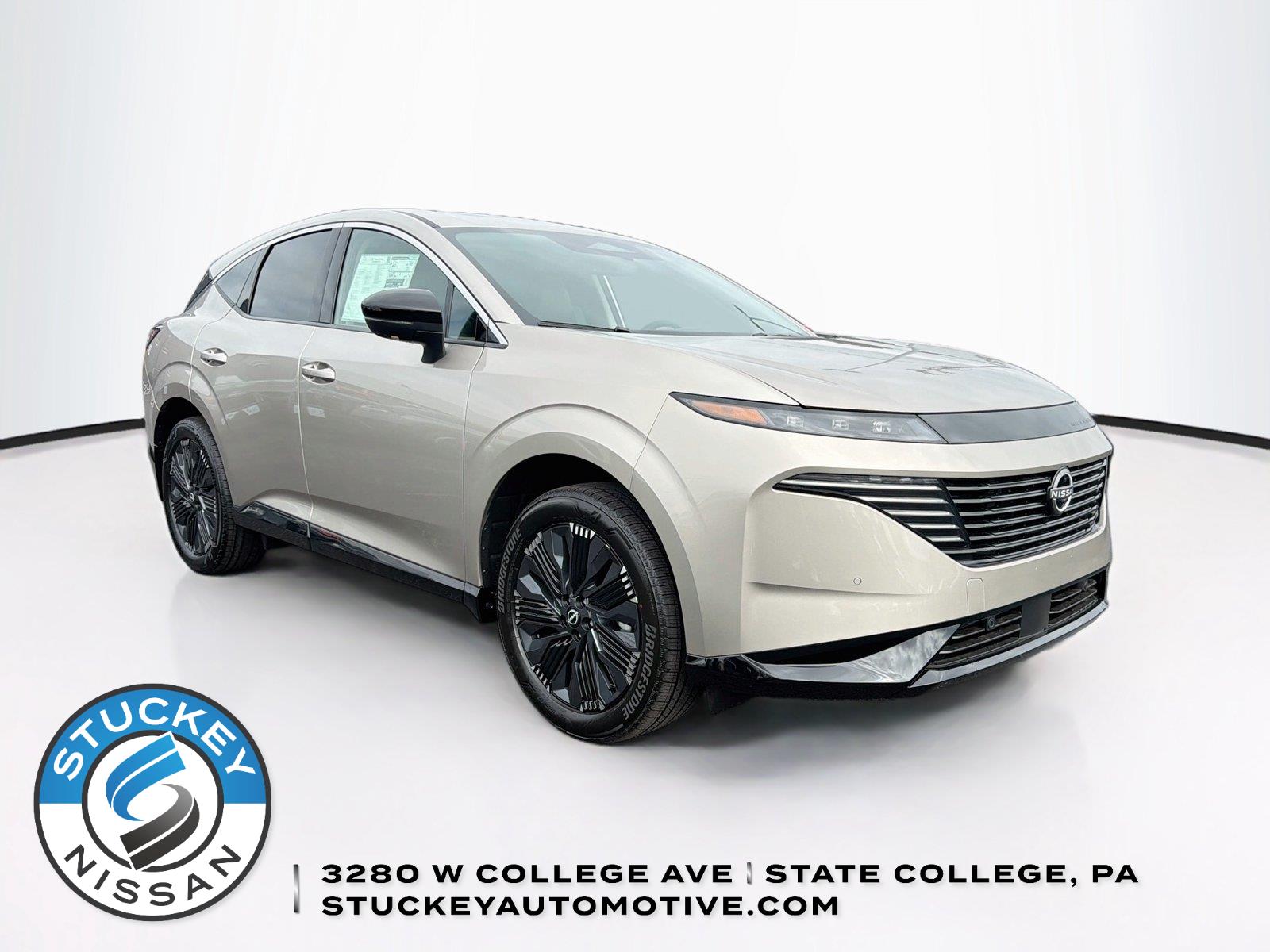 Champagne Silver Metallic 2027 Nissan Murano SUV / Crossover All-Wheel Drive Automatic