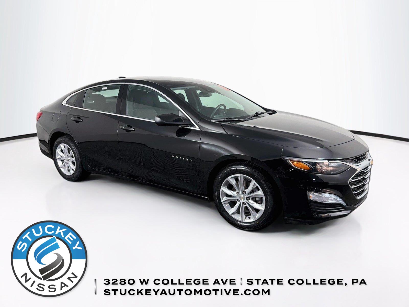 Mosaic Black Metallic 2025 Chevrolet Malibu Sedan Front-Wheel Drive Continuously Variable Transmission