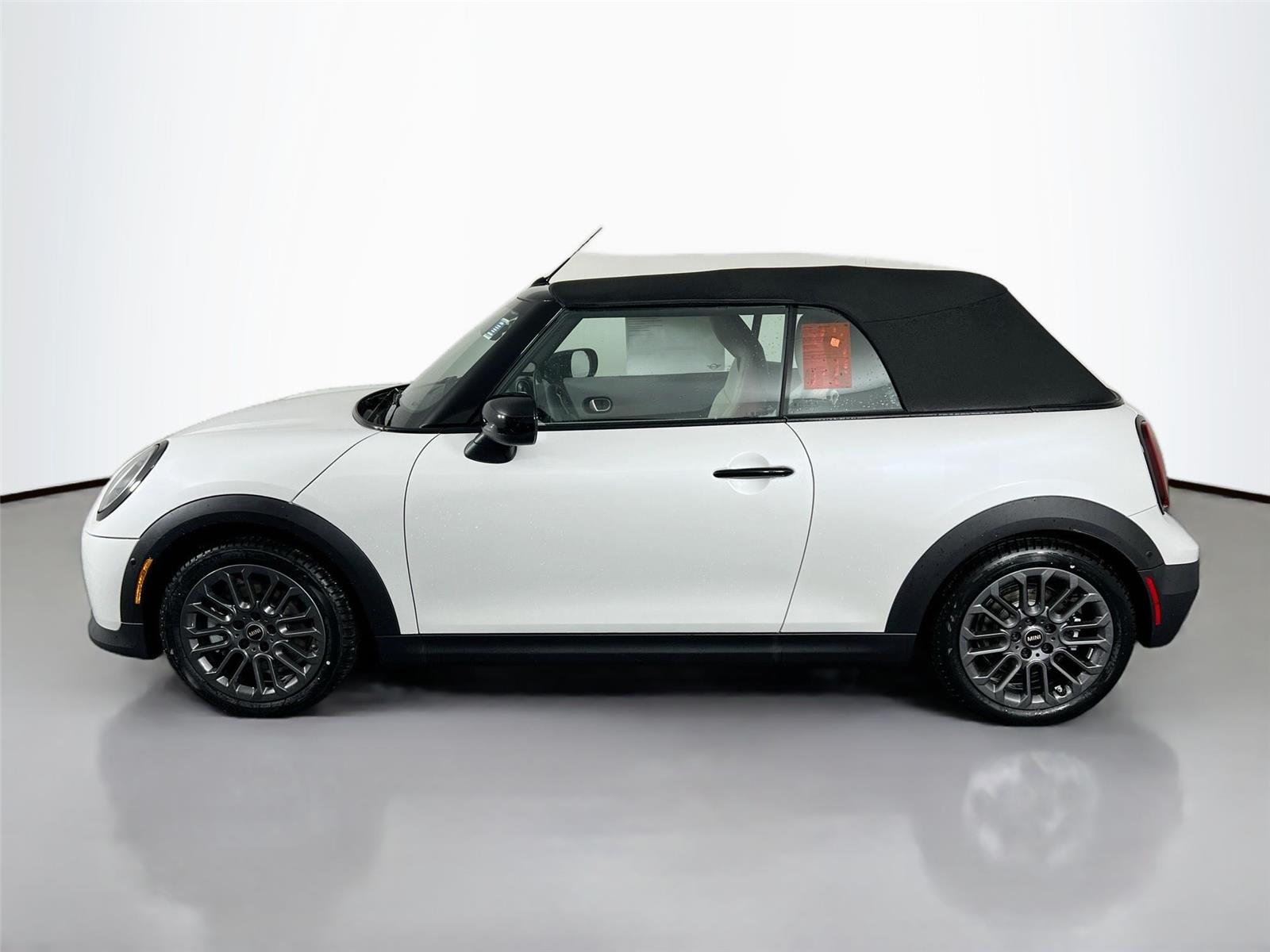 2026 MINI Convertible Base - Photo 3