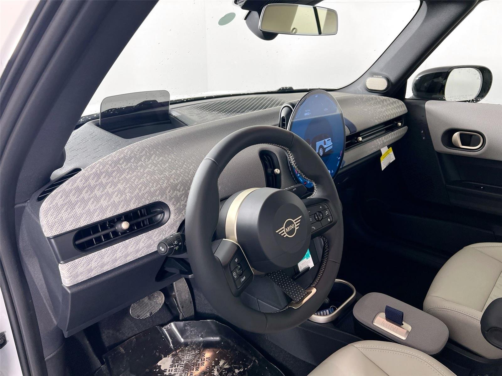 2026 MINI Convertible Base - Photo 10