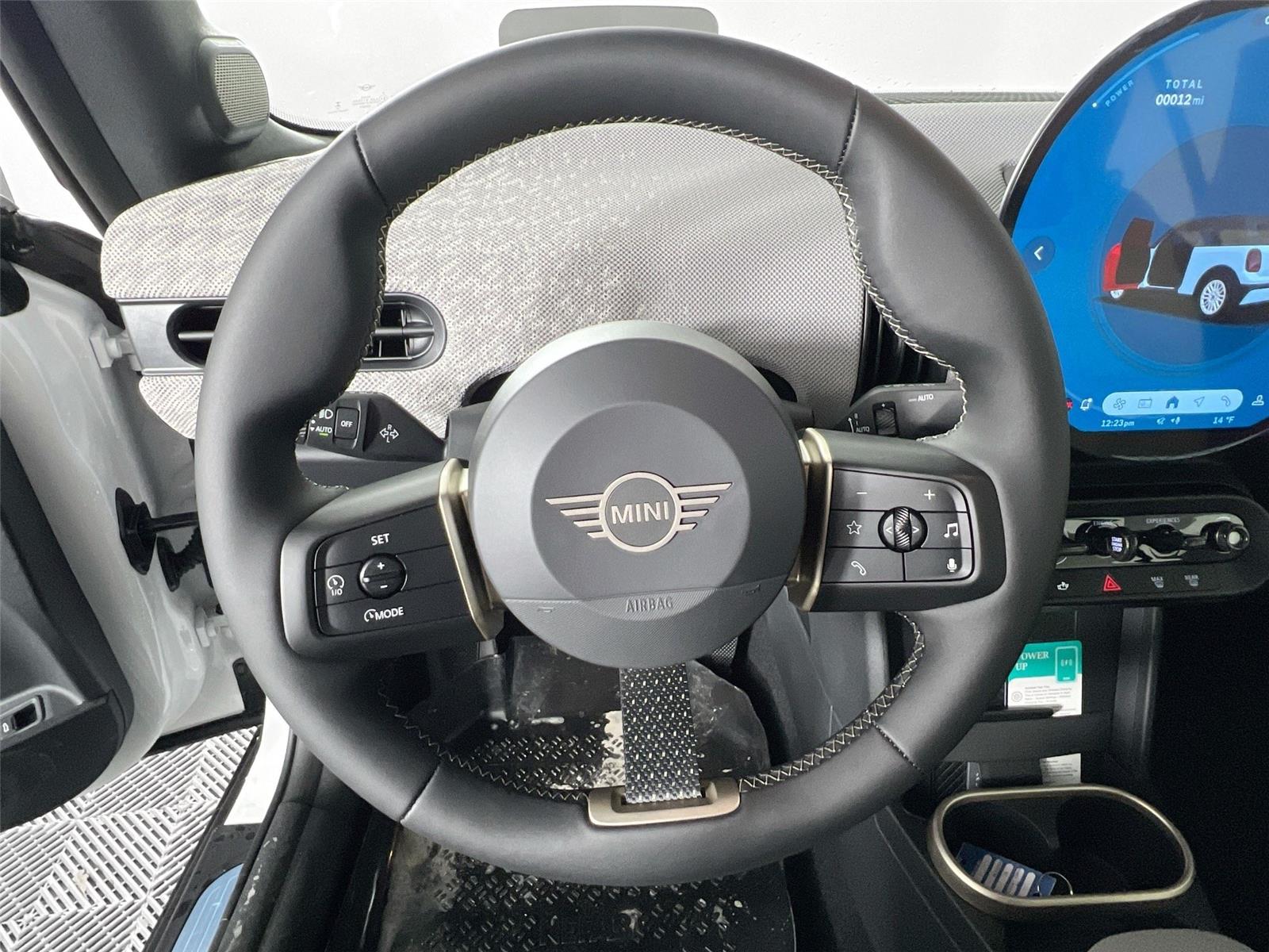 2026 MINI Convertible Base - Photo 11