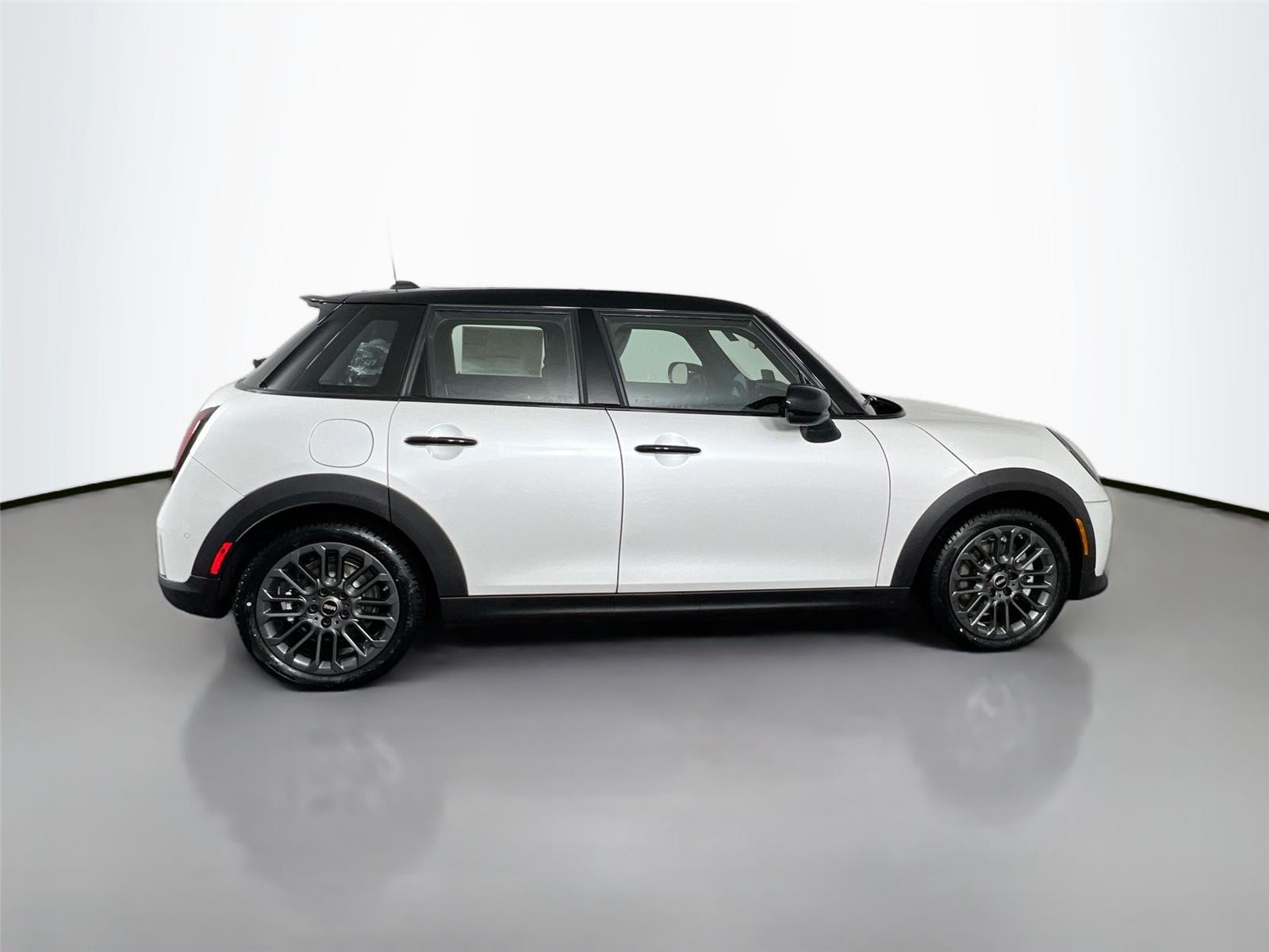 2026 MINI Hardtop 4 Door S - Photo 7