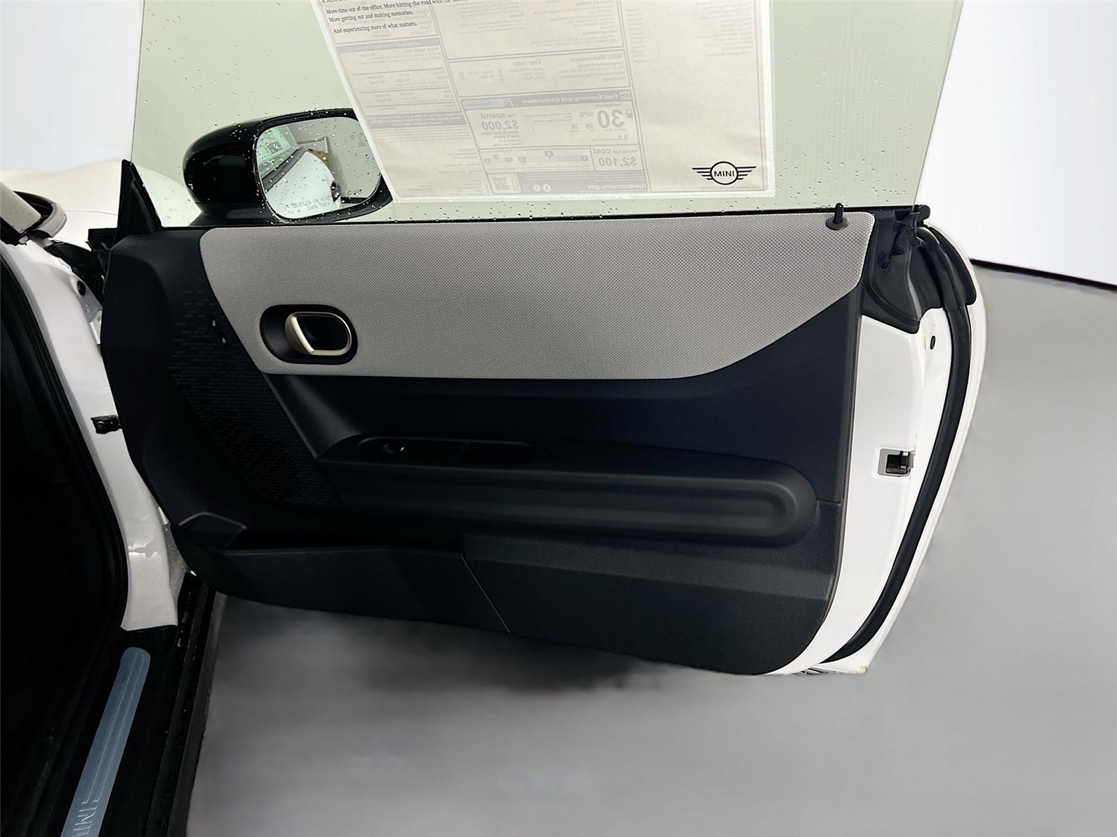 2026 MINI Convertible S - Photo 23