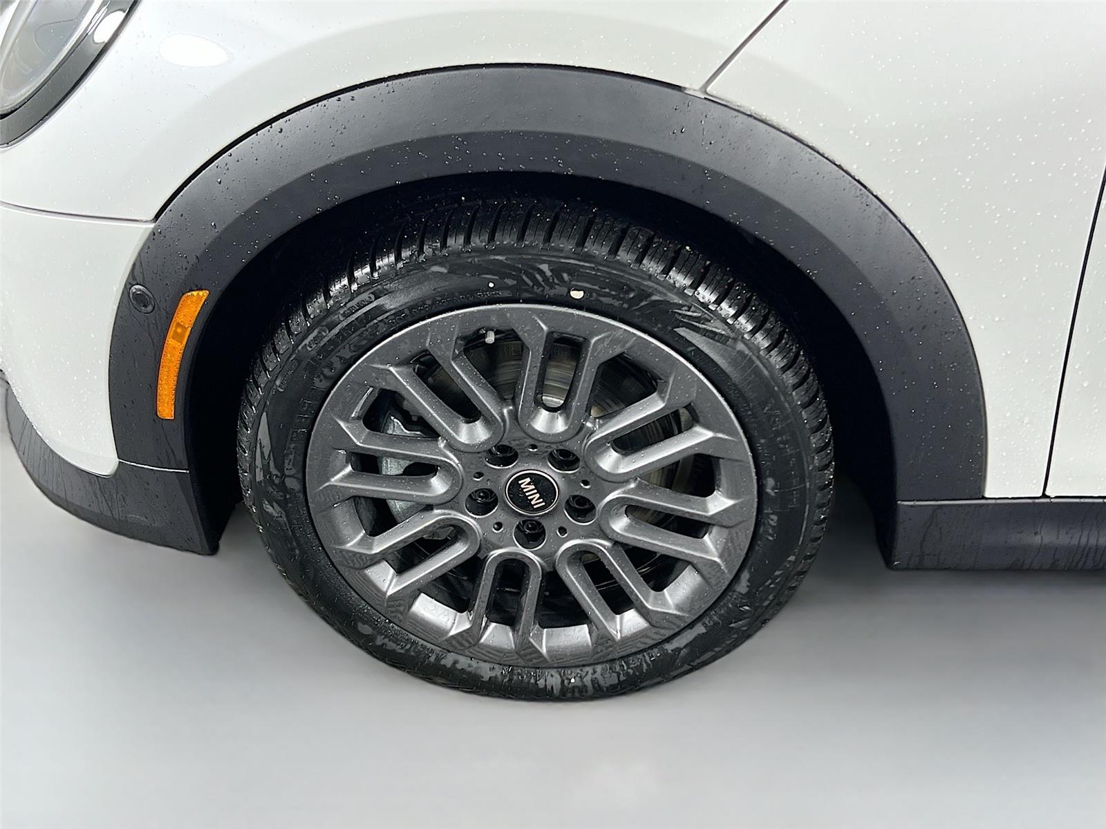 2026 MINI Convertible S - Photo 25