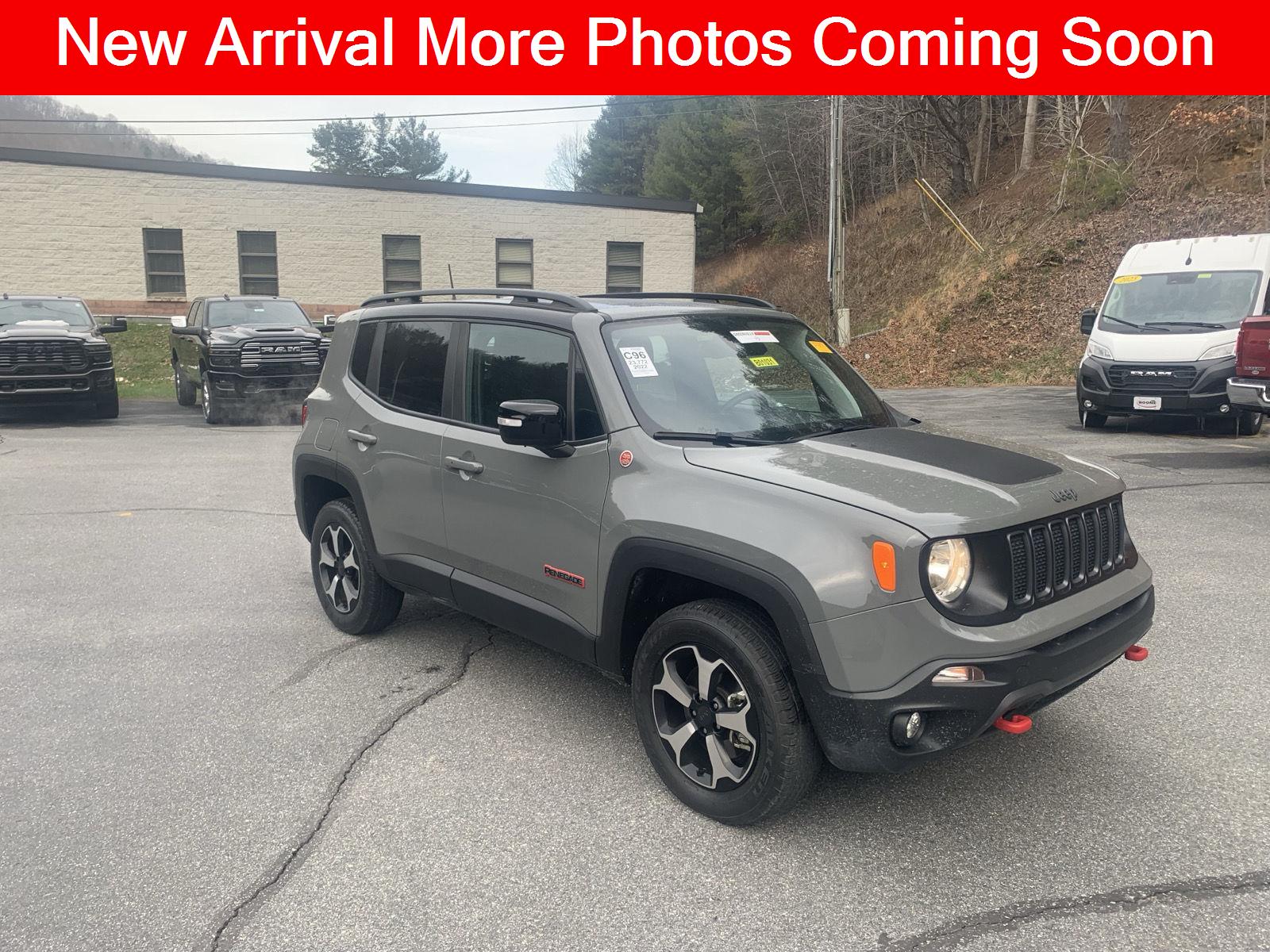 2022 Jeep Renegade Trailhawk 4WD