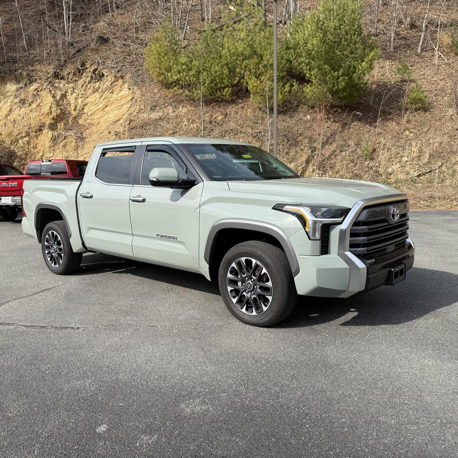 2024 Toyota Tundra Limited CrewMax Cab 4WD