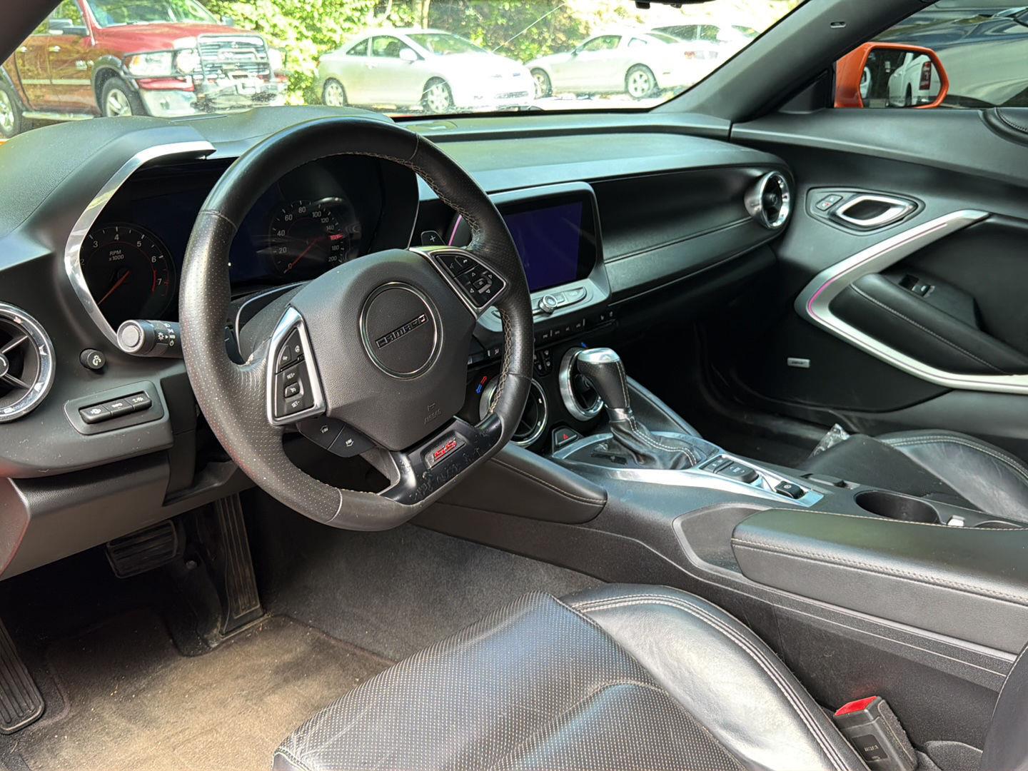 View vehicle photo 6