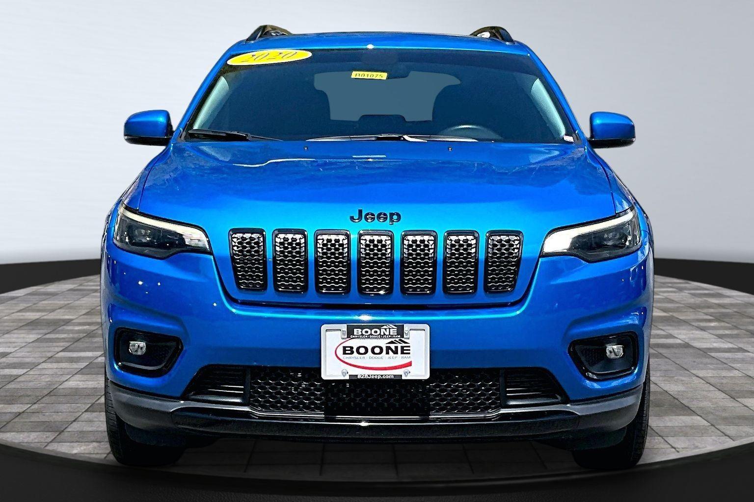 View vehicle photo 2