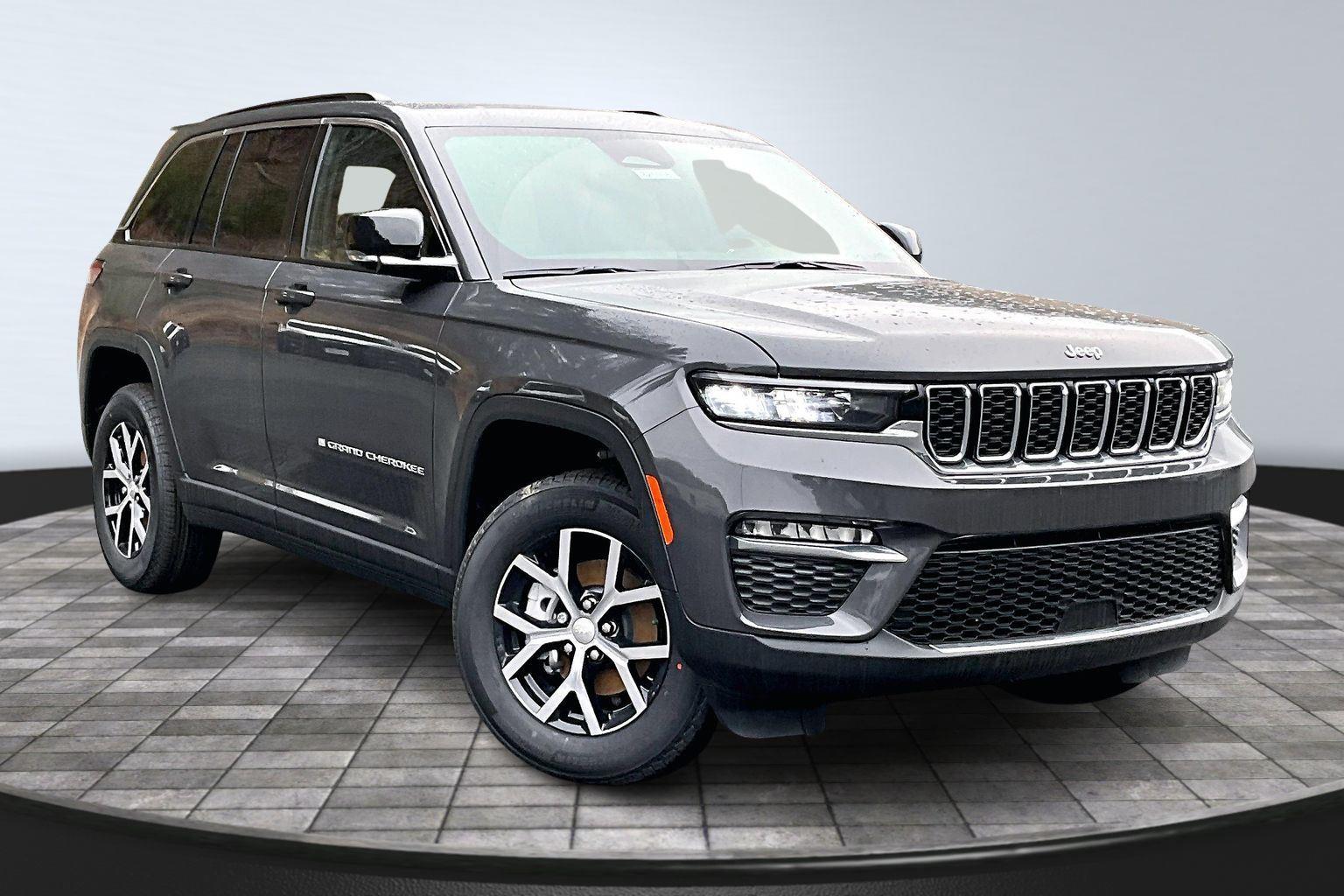 Baltic Gray Metallic Clearcoat 2025 Jeep Grand Cherokee SUV / Crossover Four-Wheel Drive 8-Speed Automatic