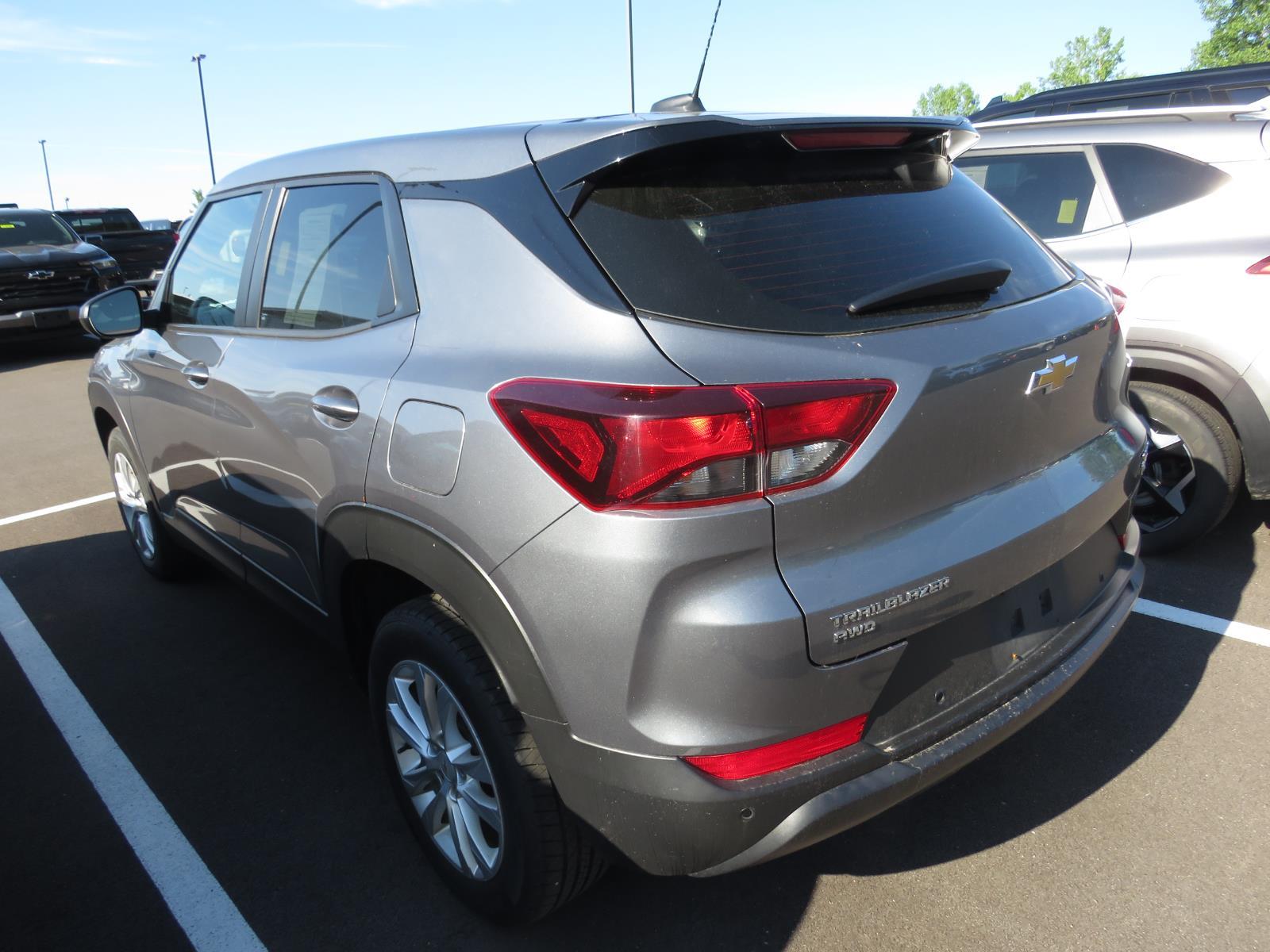 Used 2021 Satin Steel Metallic Chevrolet LS image 9