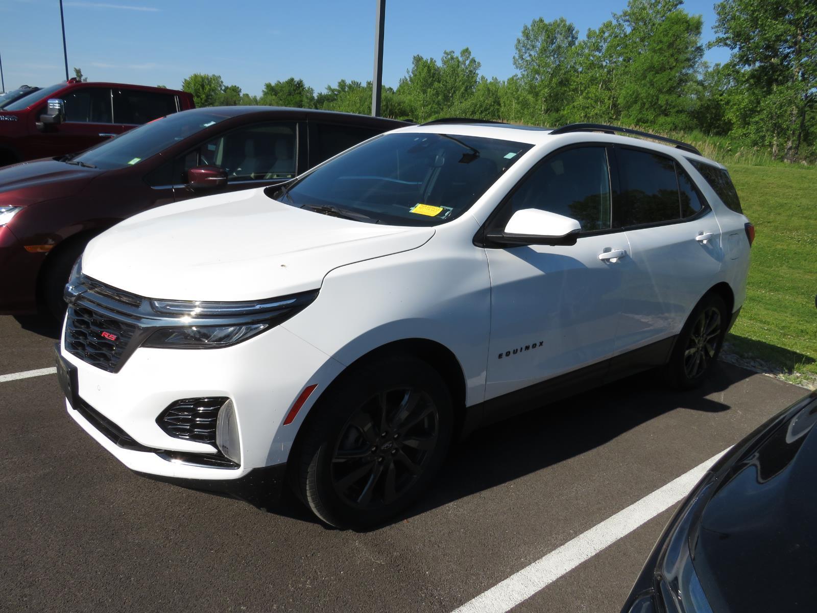 Used 2023 Summit White Chevrolet RS image 7