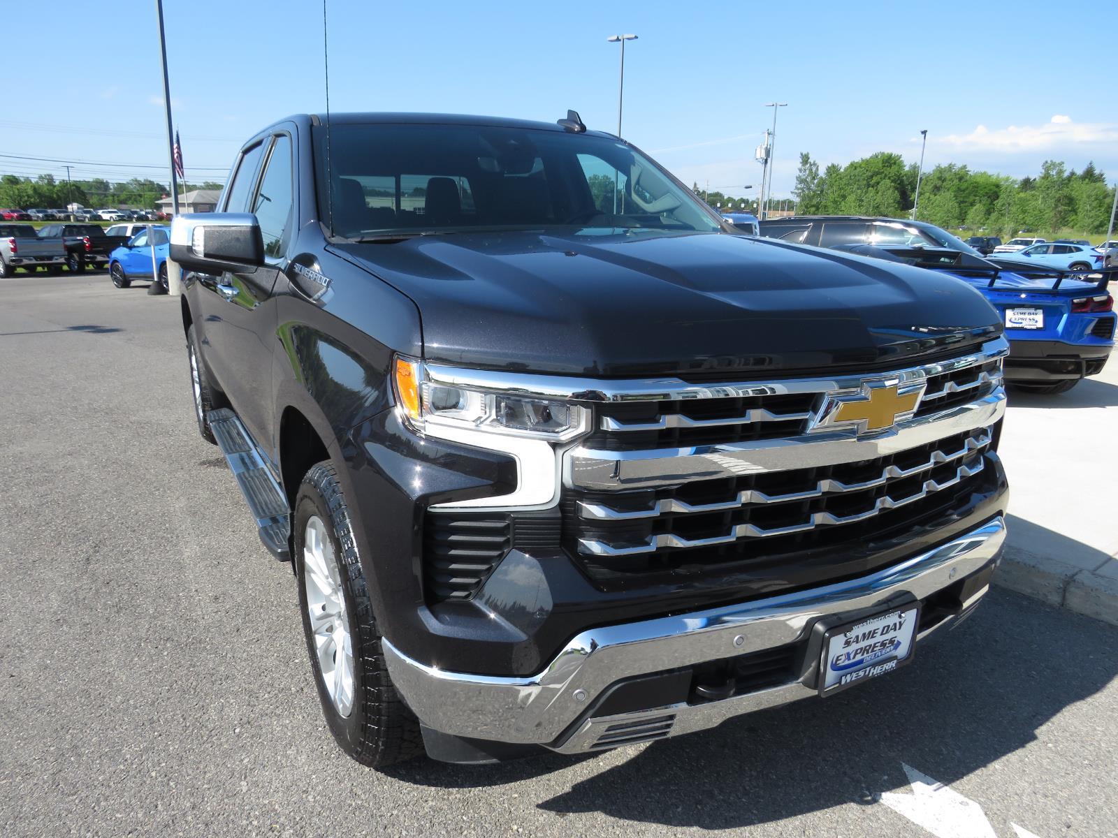 Used 2023 Ash Chevrolet LTZ image 3