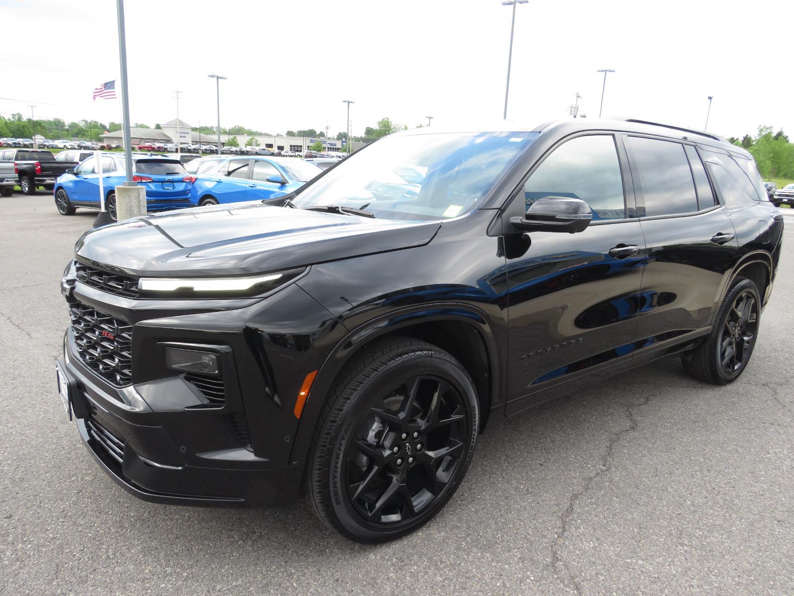 Used 2025 Black Metallic Chevrolet RS image 15
