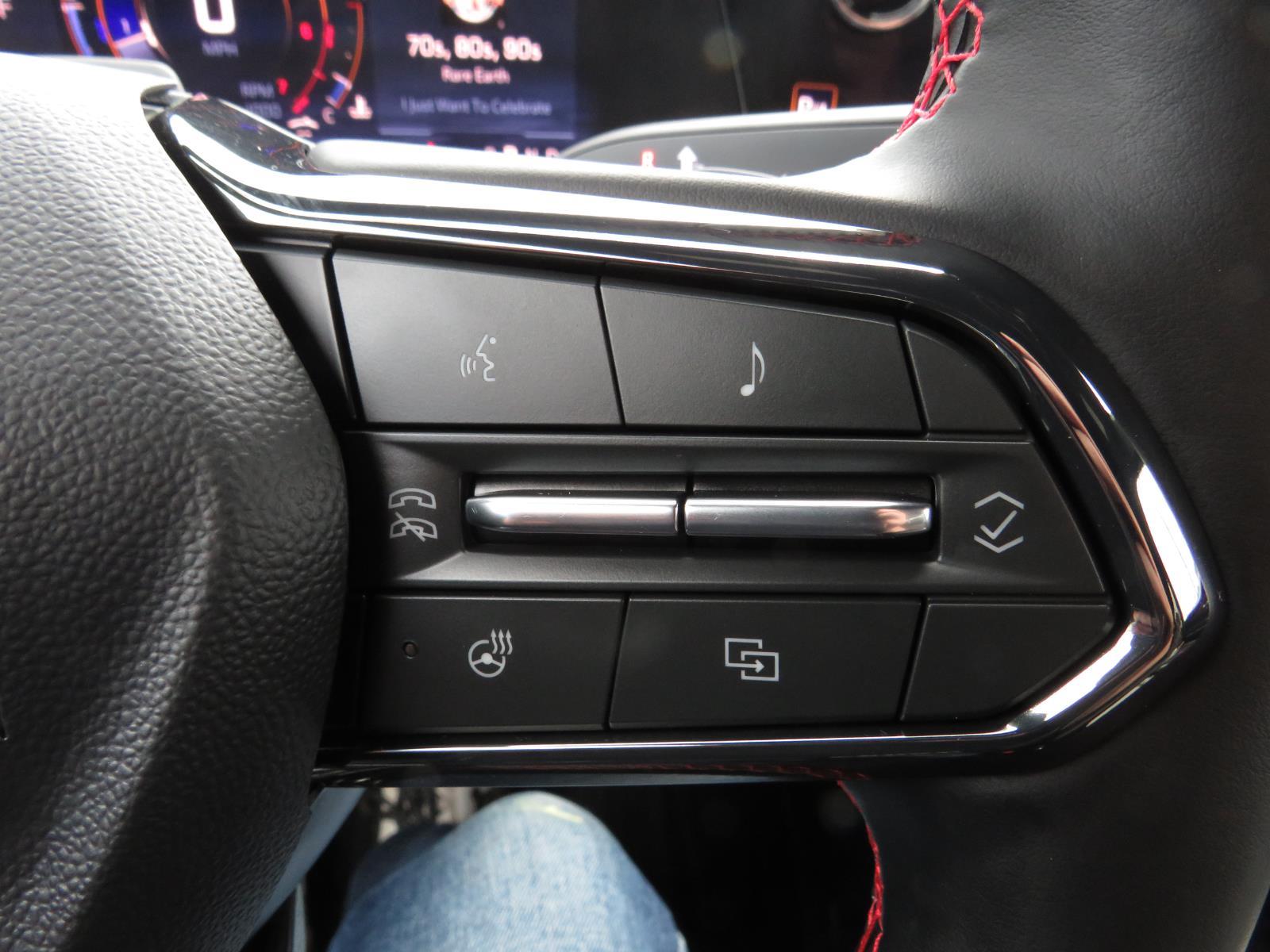 Used 2025 Black Metallic Chevrolet RS image 35