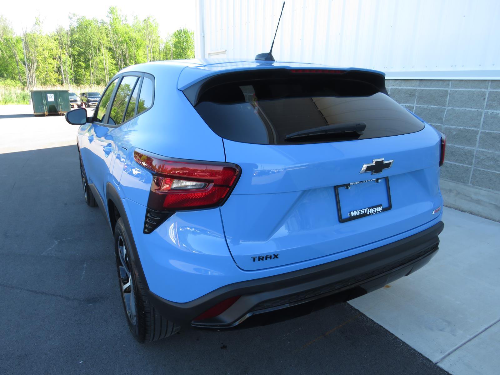 Used 2024 Blue Chevrolet 1RS image 18