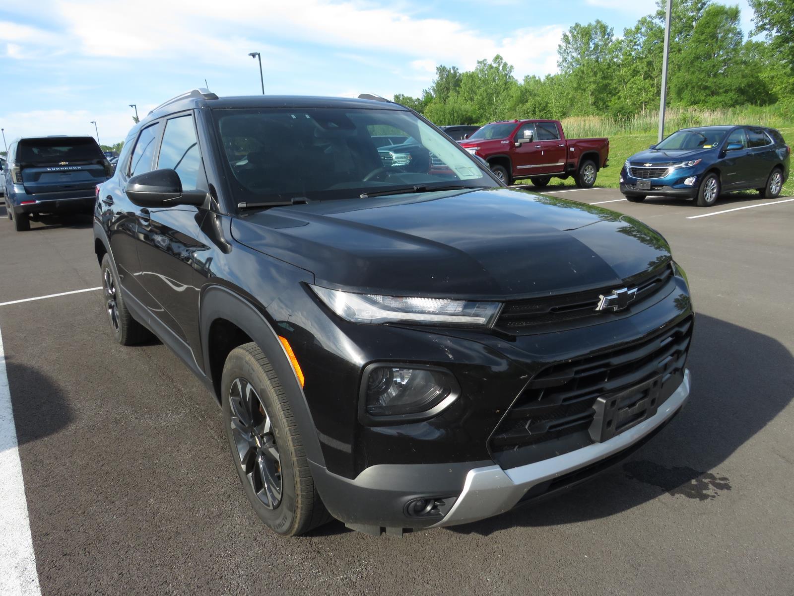 Used 2021 Mosaic Black Metallic Chevrolet LT image 2