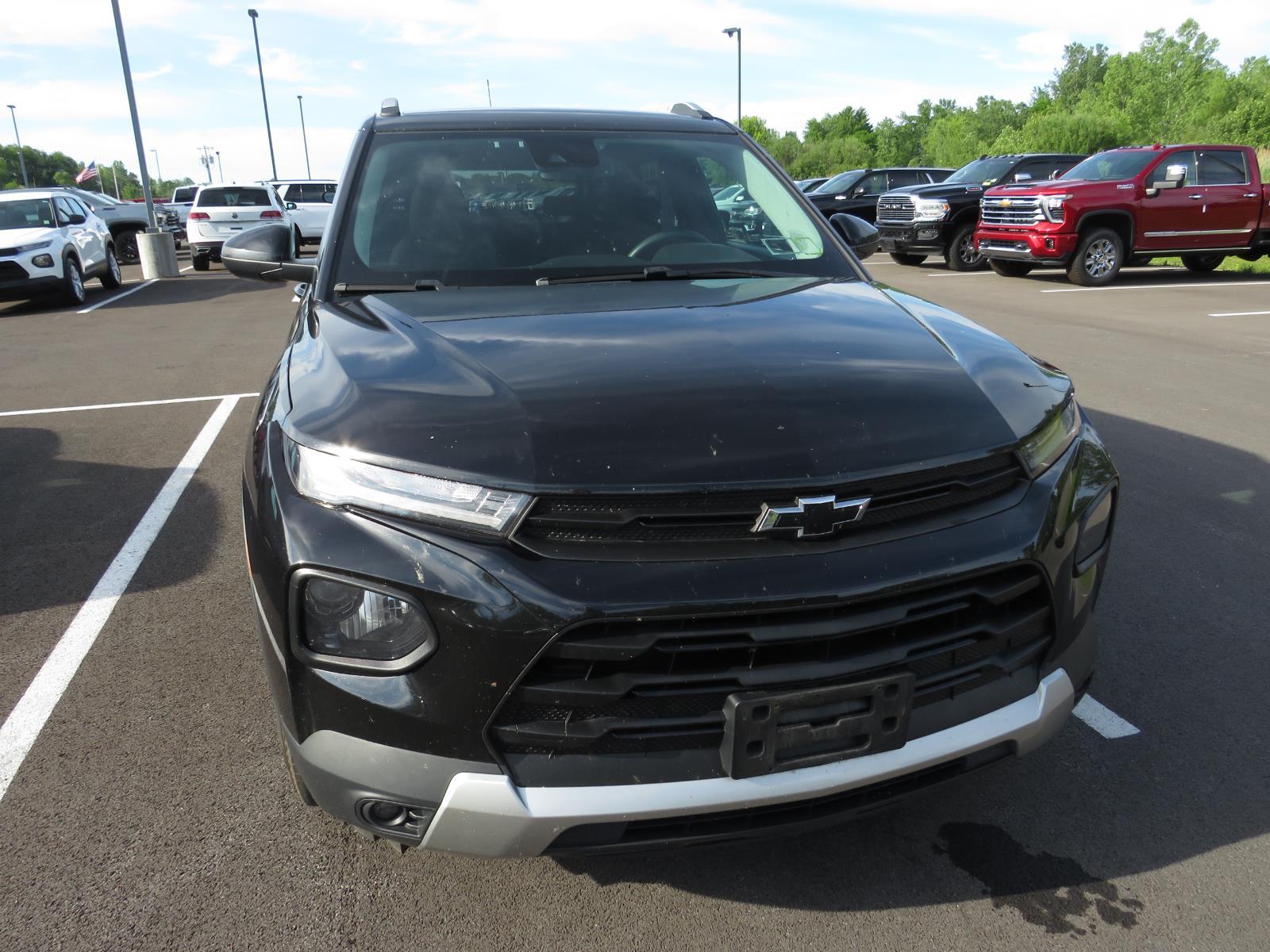 Used 2021 Mosaic Black Metallic Chevrolet LT image 4