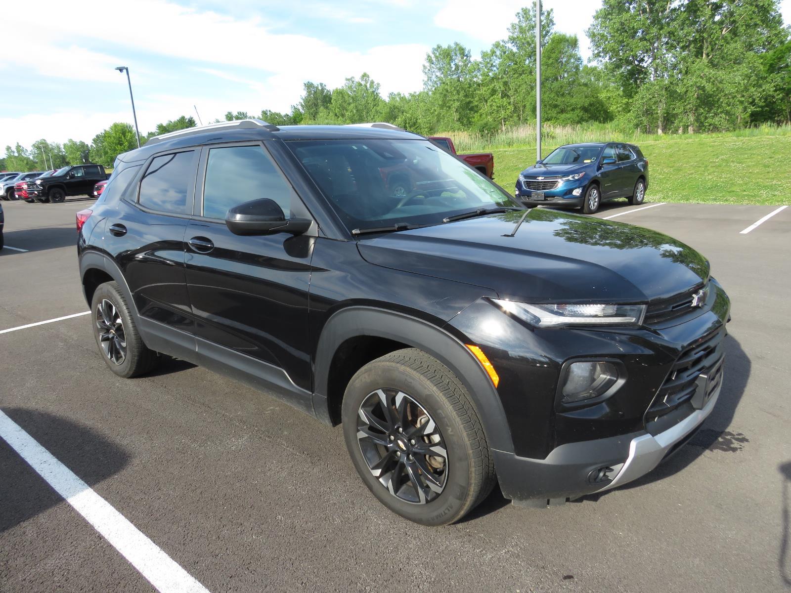 Used 2021 Mosaic Black Metallic Chevrolet LT image 5
