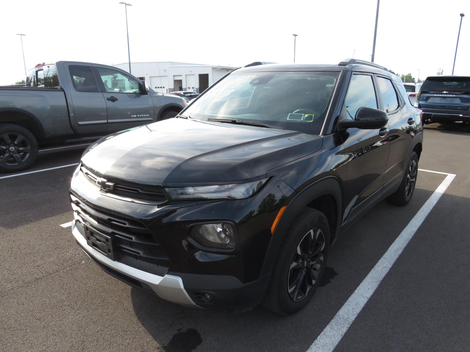 Used 2021 Mosaic Black Metallic Chevrolet LT image 15