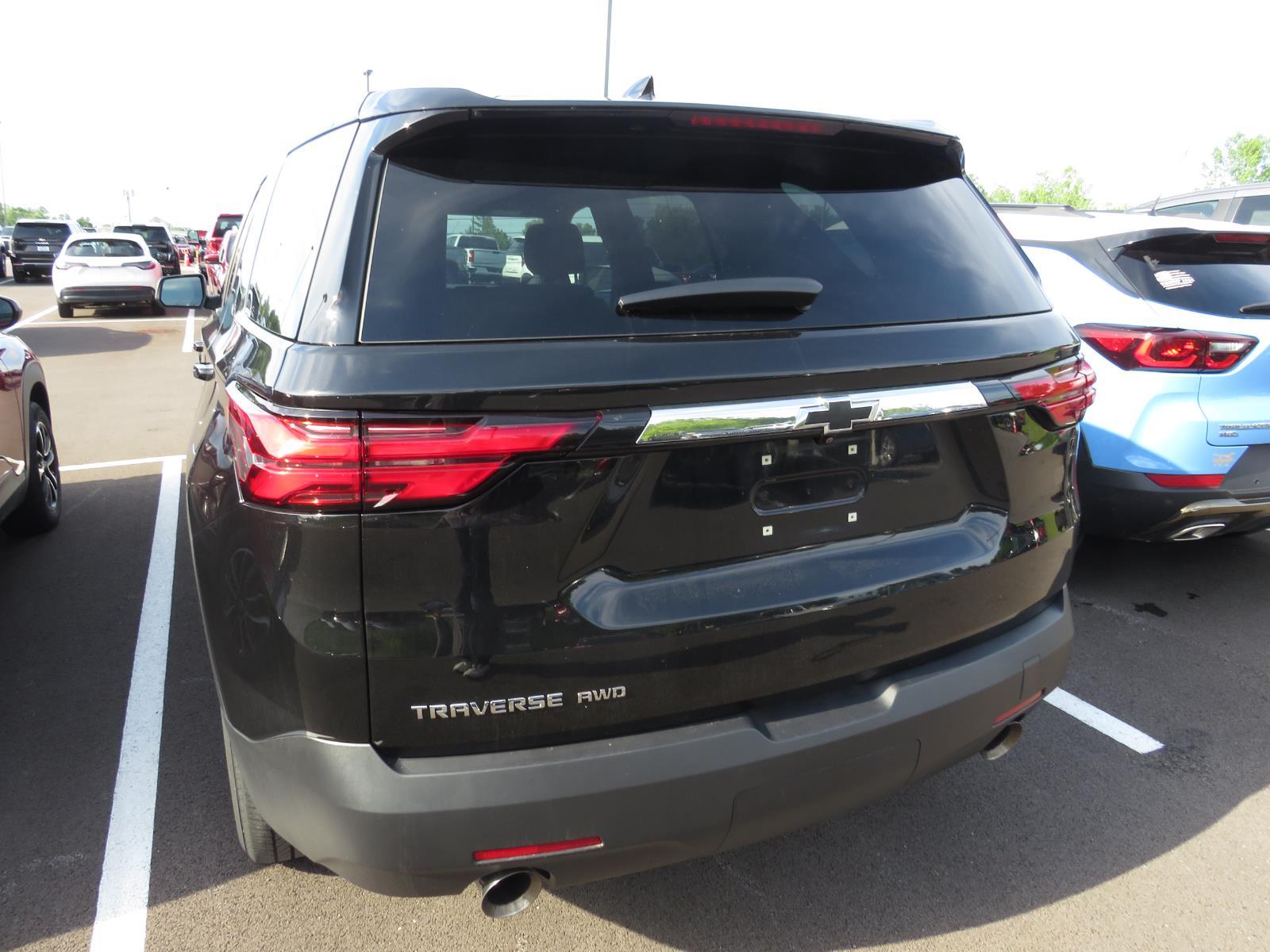 Used 2023 MOSAIC BLACK METALLIC CHEVROLET TRUCK  image 11