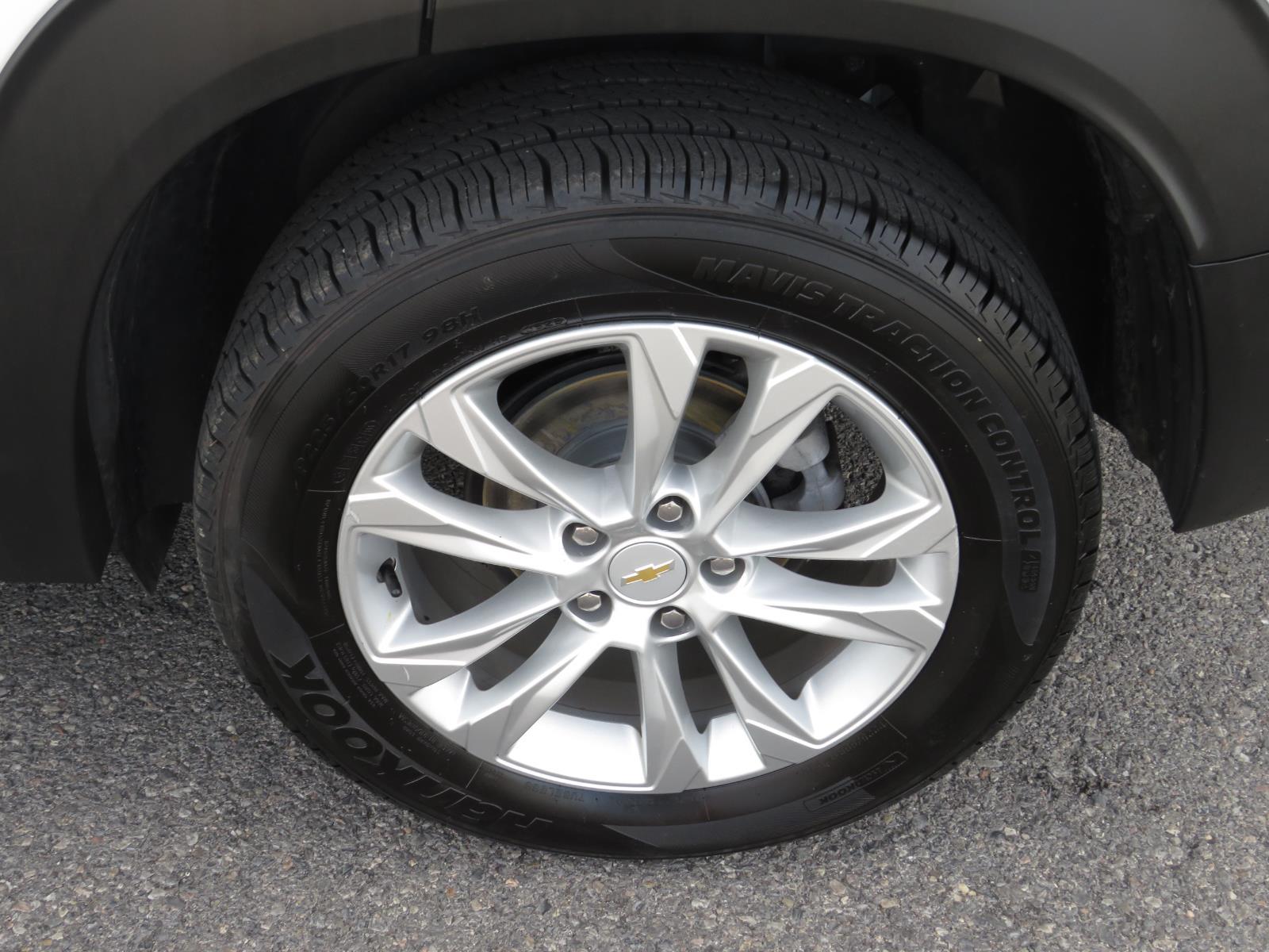 Used 2023 Summit White Chevrolet LS image 19