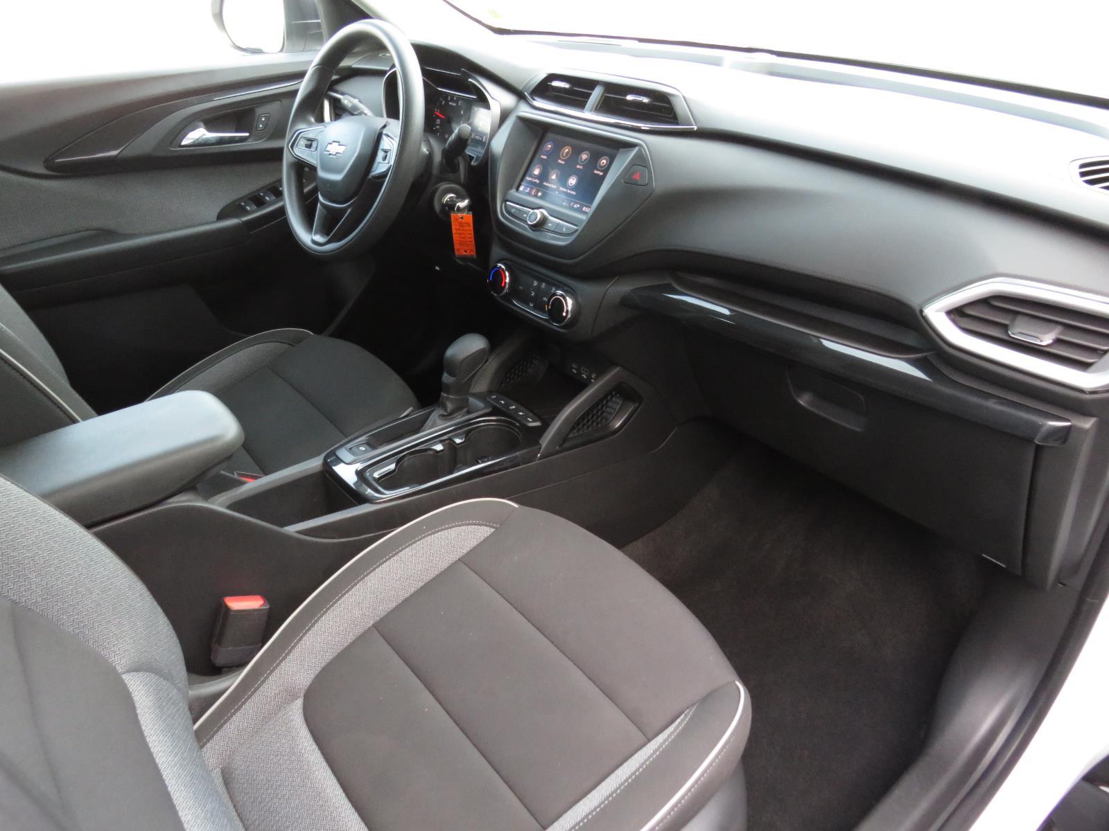 Used 2023 Summit White Chevrolet LS image 22
