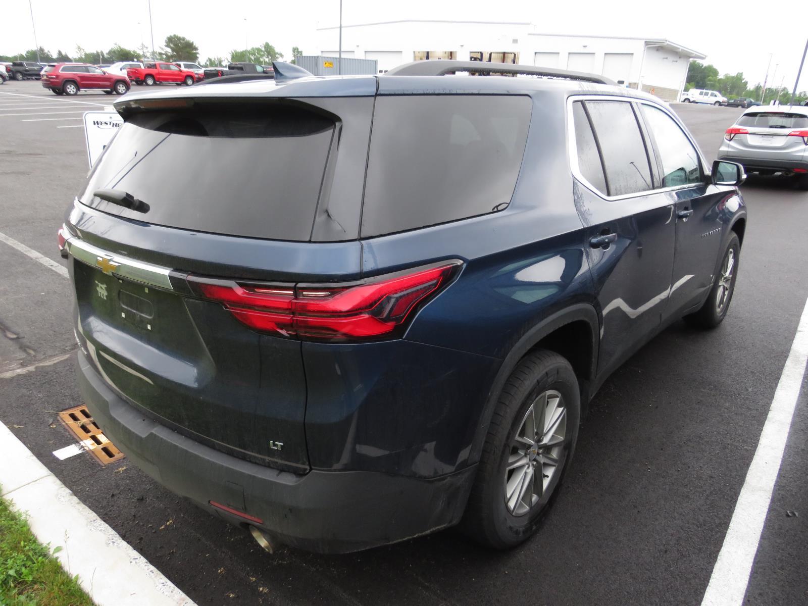 Used 2023 Northsky Blue Metallic Chevrolet LT Cloth image 12