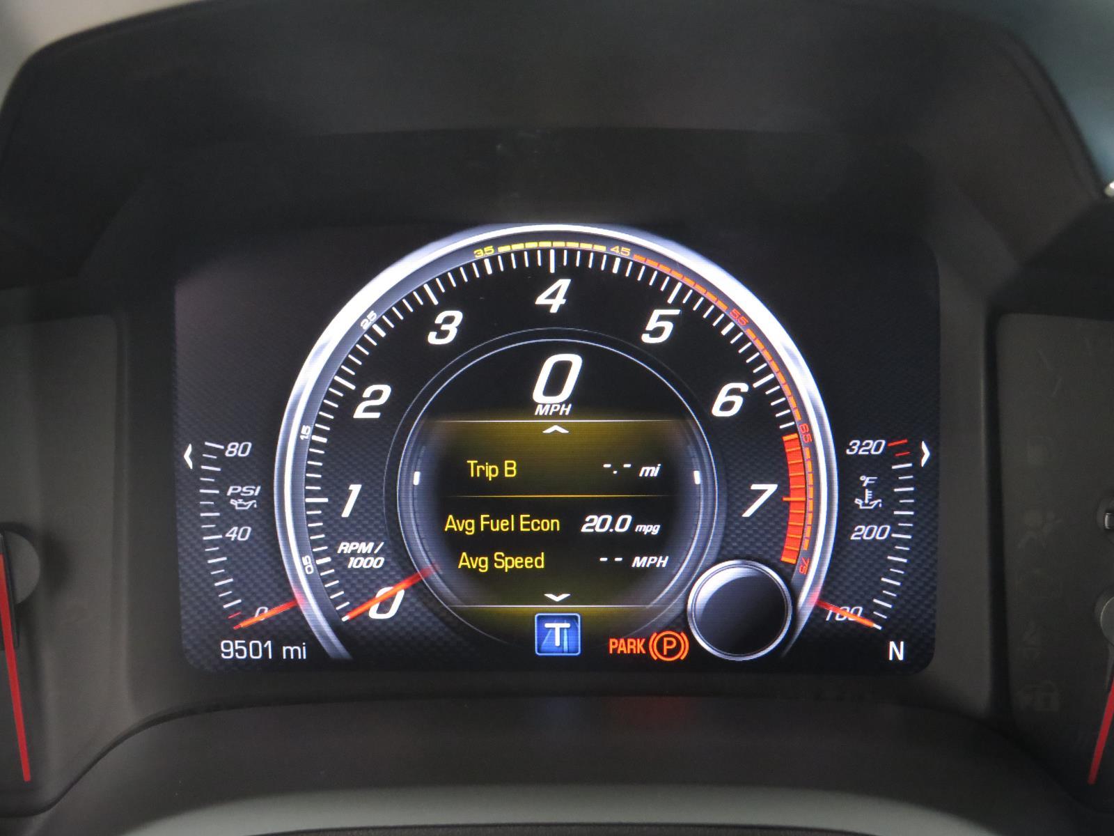 Used 2015  CHEVROLET  image 16