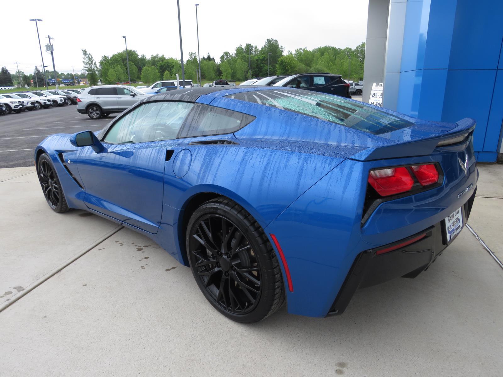 Used 2015  CHEVROLET  image 8