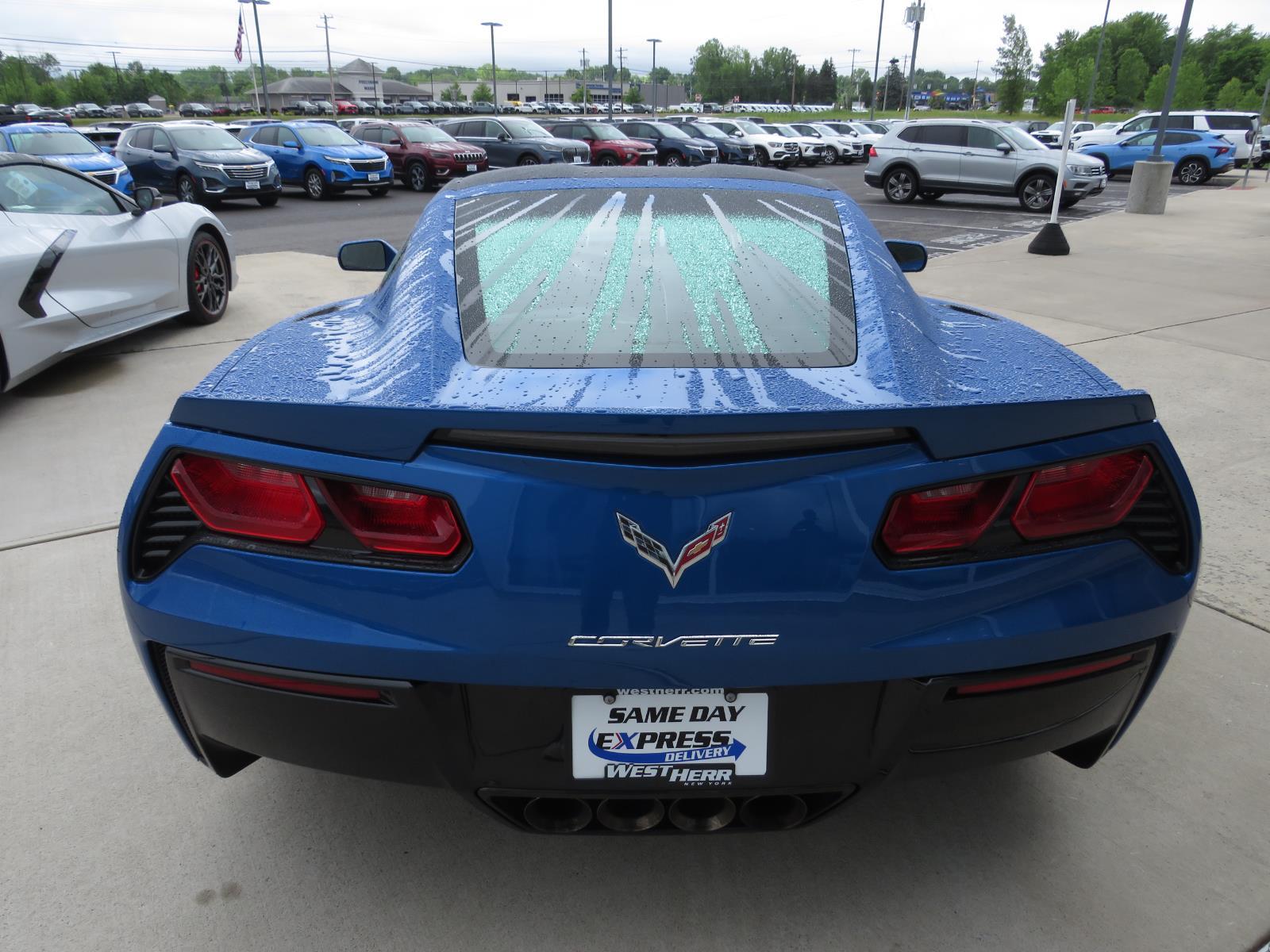 Used 2015  CHEVROLET  image 11