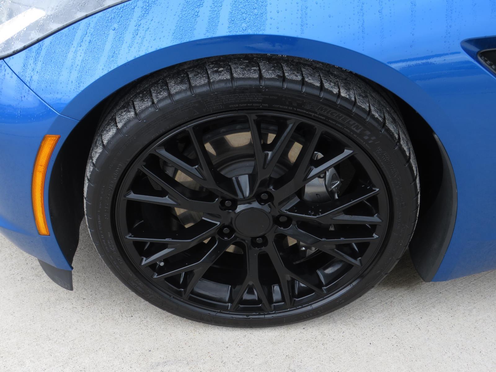 Used 2015  CHEVROLET  image 12