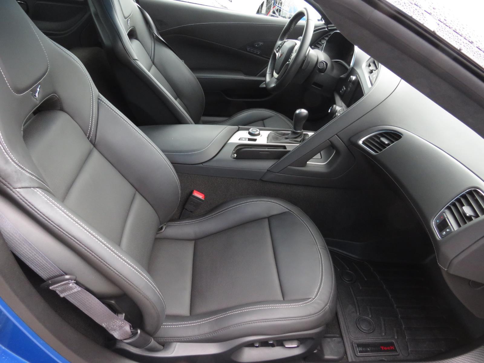 Used 2015  CHEVROLET  image 17