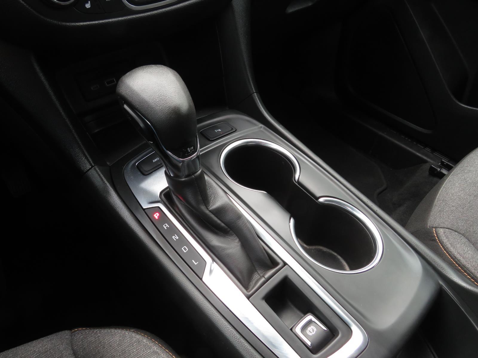 Used 2022 Silver Ice Metallic Chevrolet LT image 28
