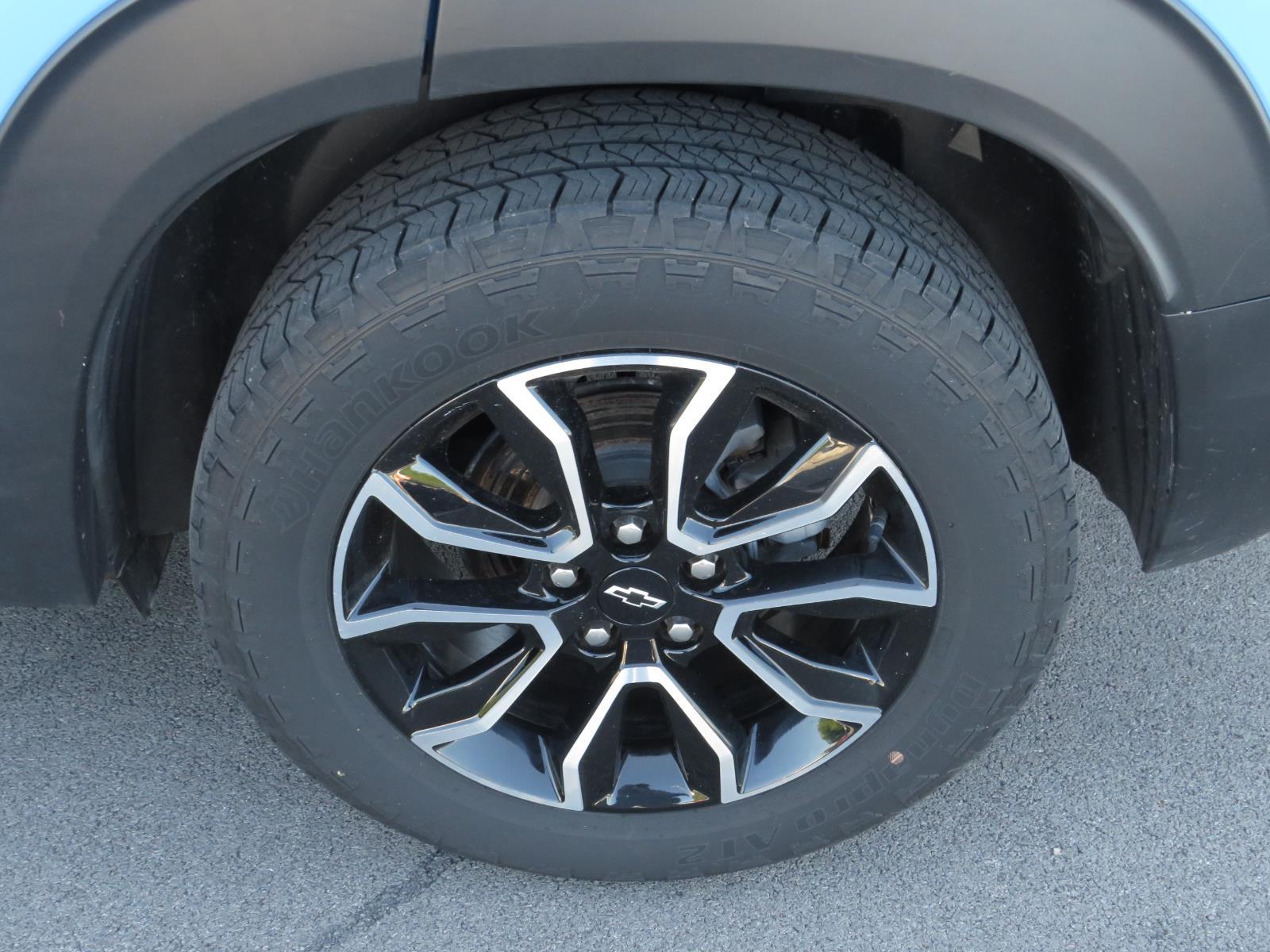 Used 2024 Fountain Blue Chevrolet ACTIV image 20