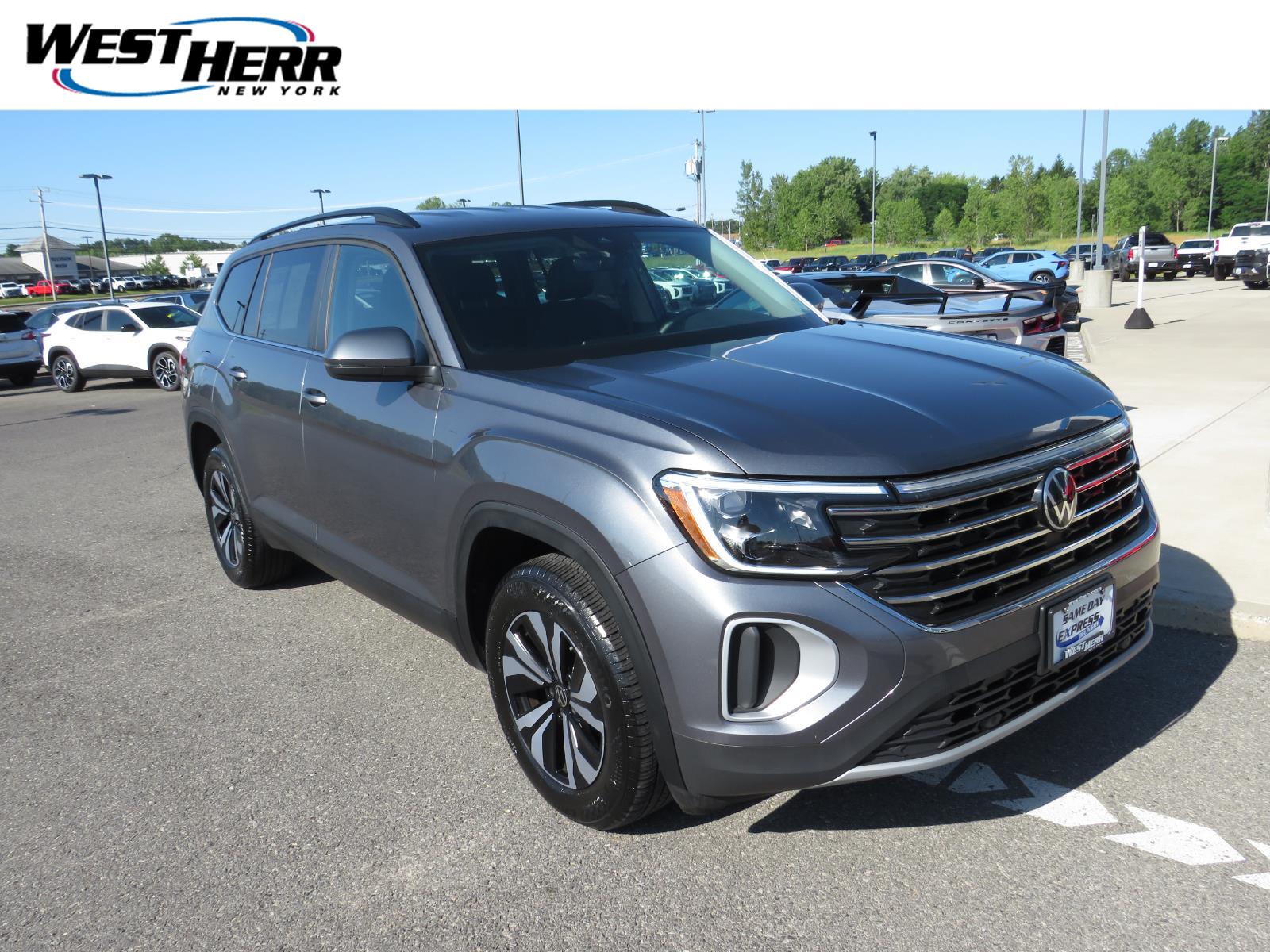  2024 Volkswagen Atlas SE 4Motion   