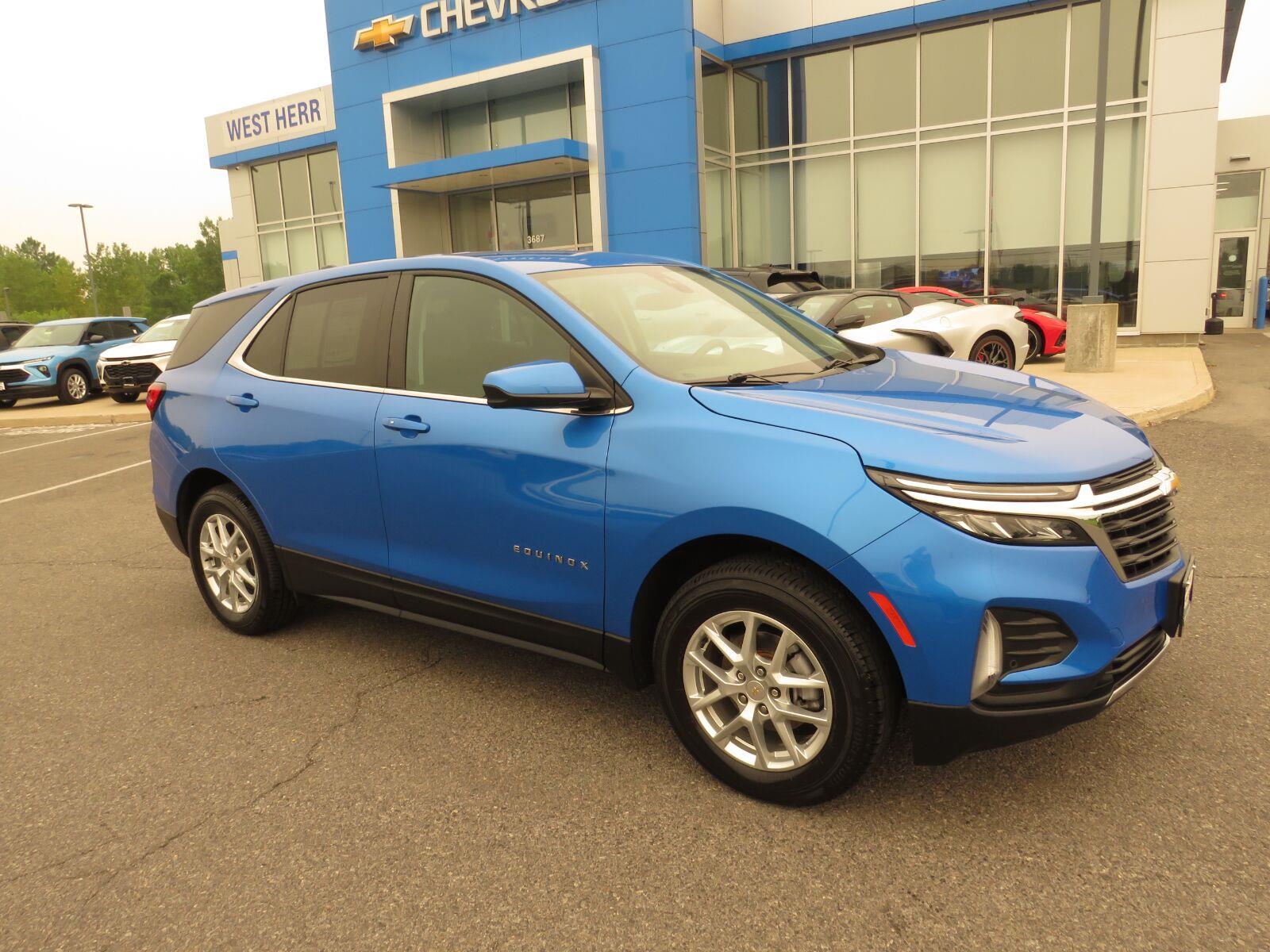 Used 2024 Riptide Blue Metallic Chevrolet LT image 5