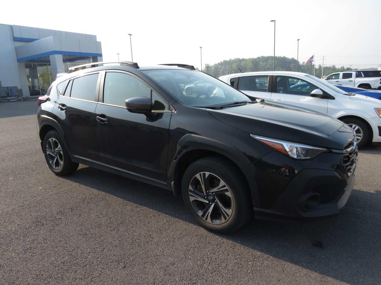 Used 2024 Crystal Black Silica Subaru Premium image 6