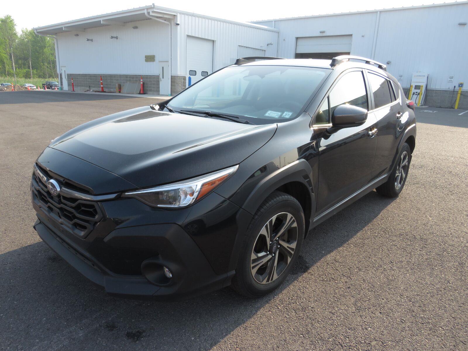 Used 2024 Crystal Black Silica Subaru Premium image 14
